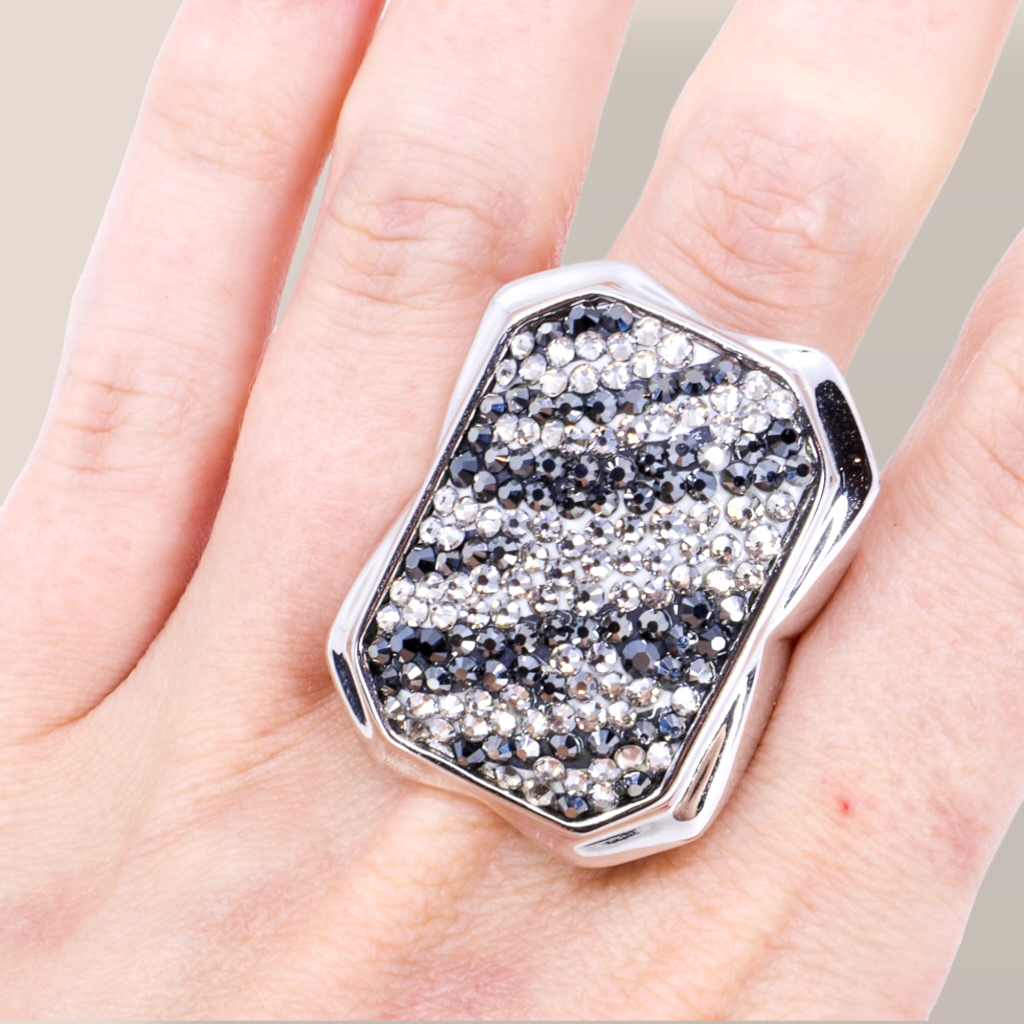 Danilova, Judith Leiber, Cocktail Costume Ring-080.PNG
