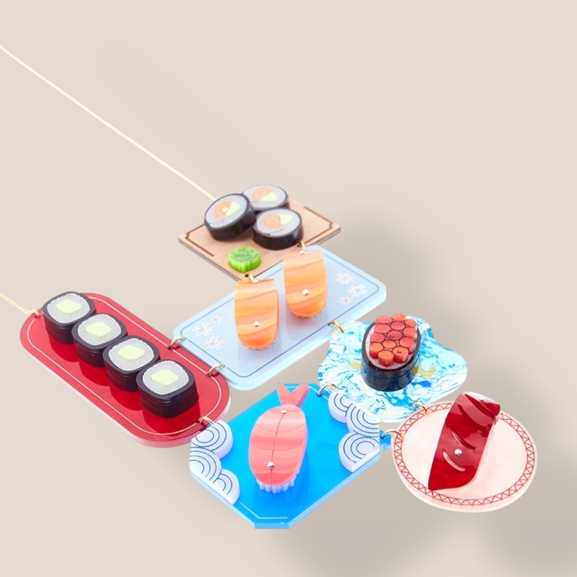 Umai-sushi-statement--Necklace-Take-Away-Asia-Edition-collection-la-vidriola-detail-zoom_800x 2.png
