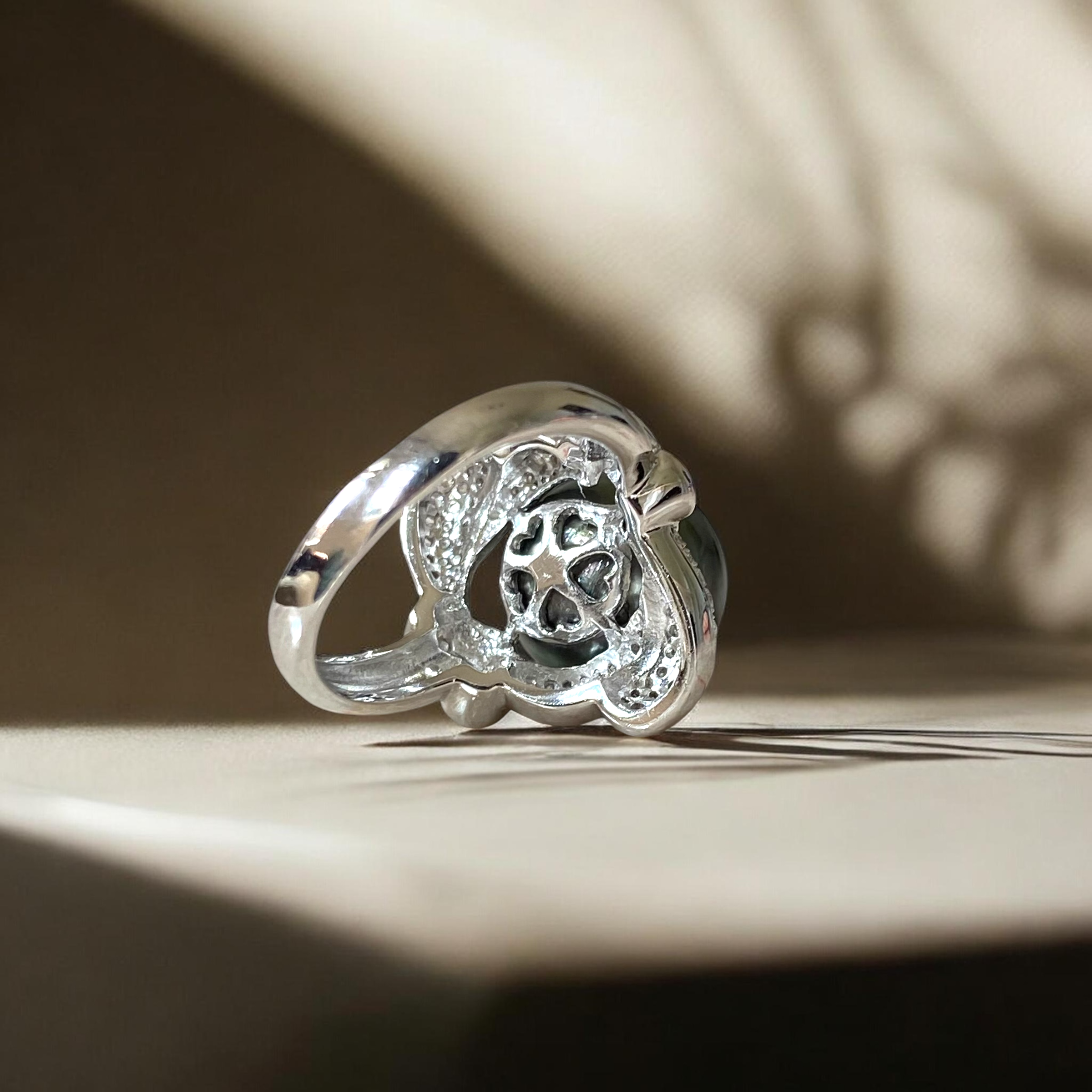 Tahitian, Black Pearl Ring in Silver Scalloped Halo Setting4.PNG