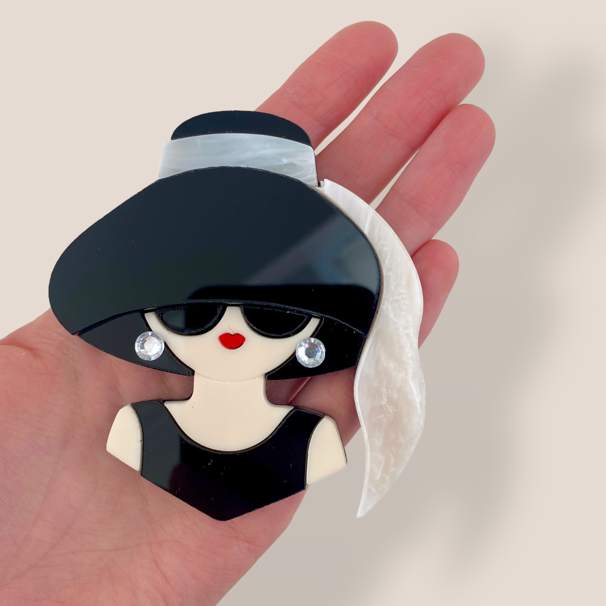 Danilova, Baccurelli, Acrylic Brooch109.PNG