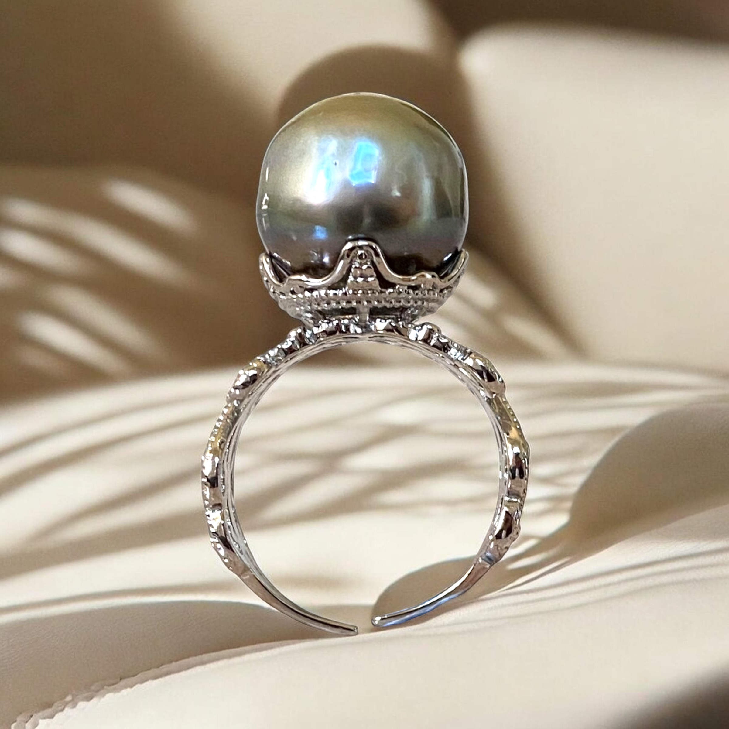 Extra Large, Tahitian, Peacock Pearl Ring in Silver Filigree Setting5.PNG