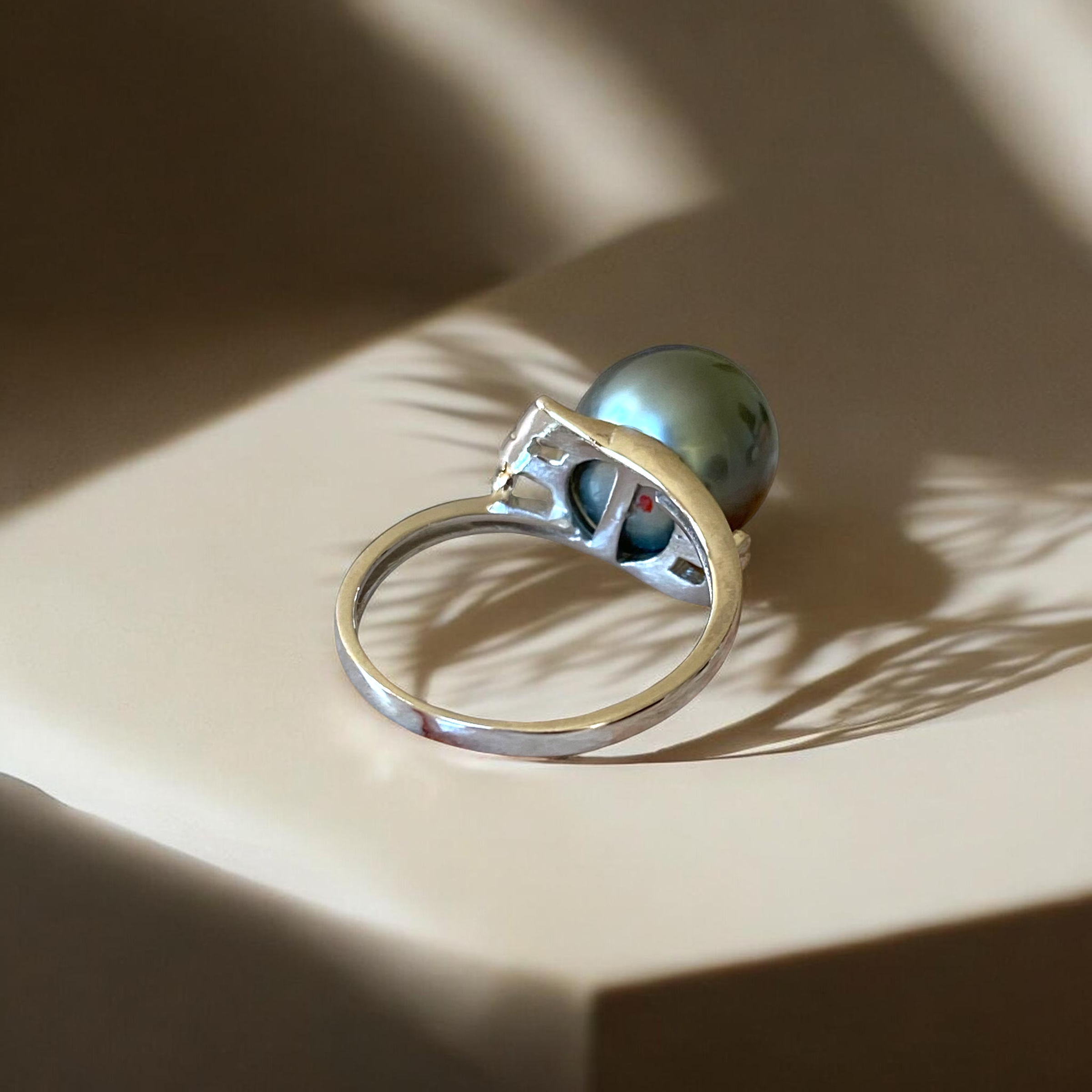 Tahitian, Grey Pearl Ring in Silver Setting4.PNG