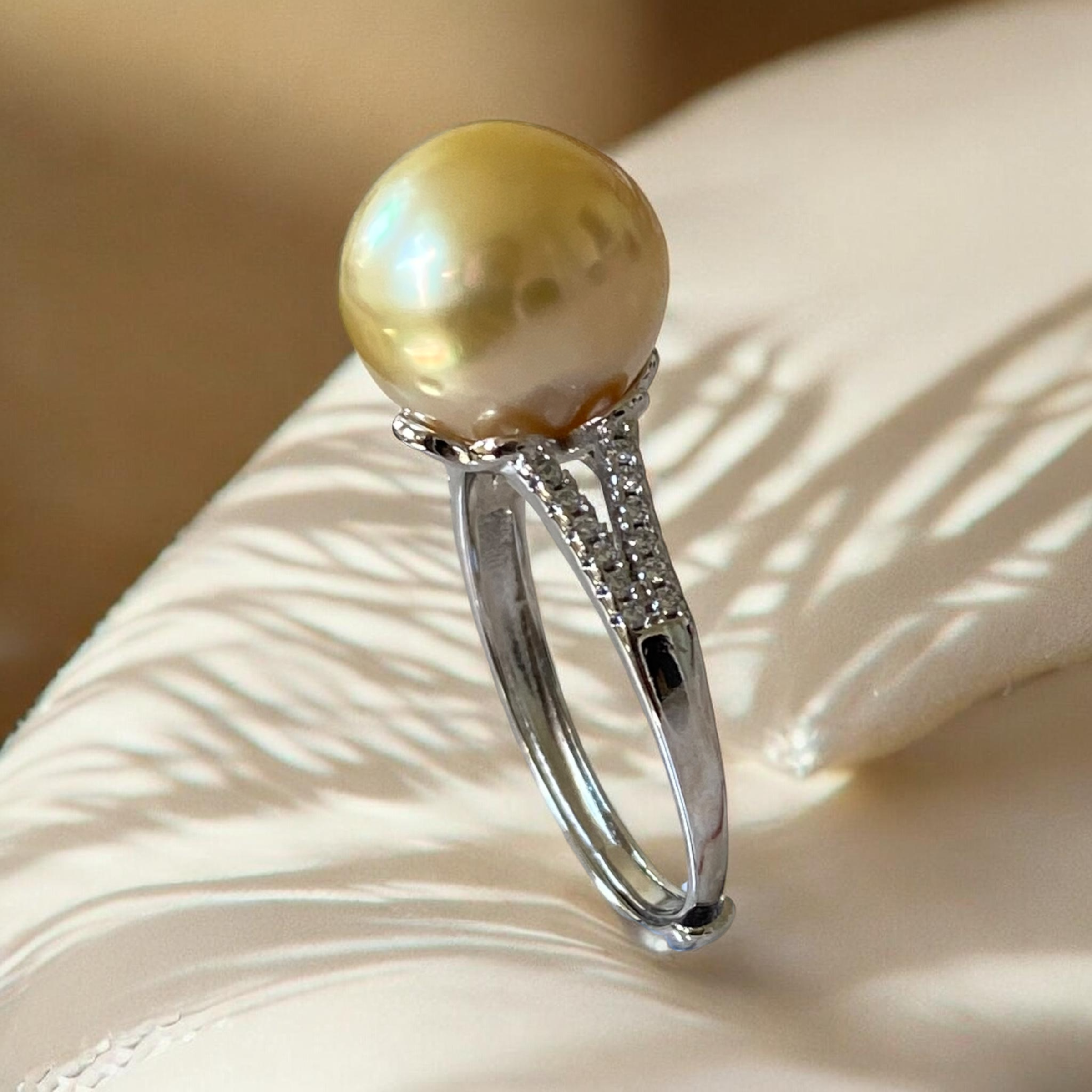 South Sea, Gold Pearl Ring in Split Shank Silver Setting5.PNG