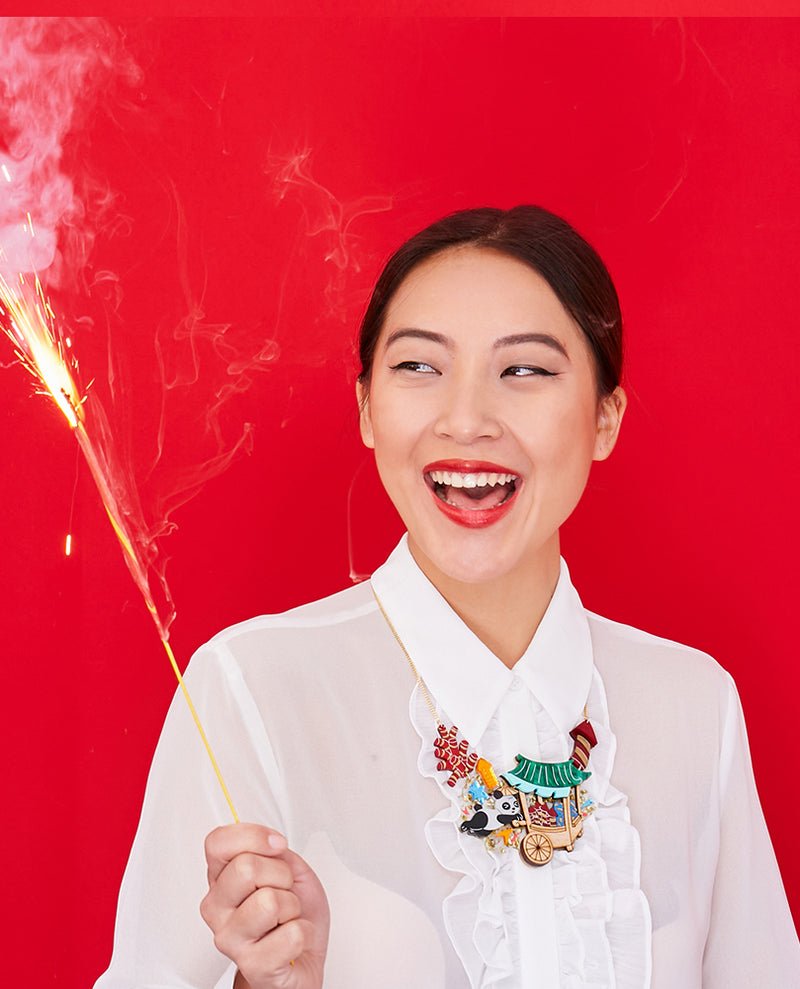 Panda-and-the-Chinese-Firework-Cart-Necklace-Take-Away-Asia-Edition-collection-la-vidriola-Product_800x.jpg