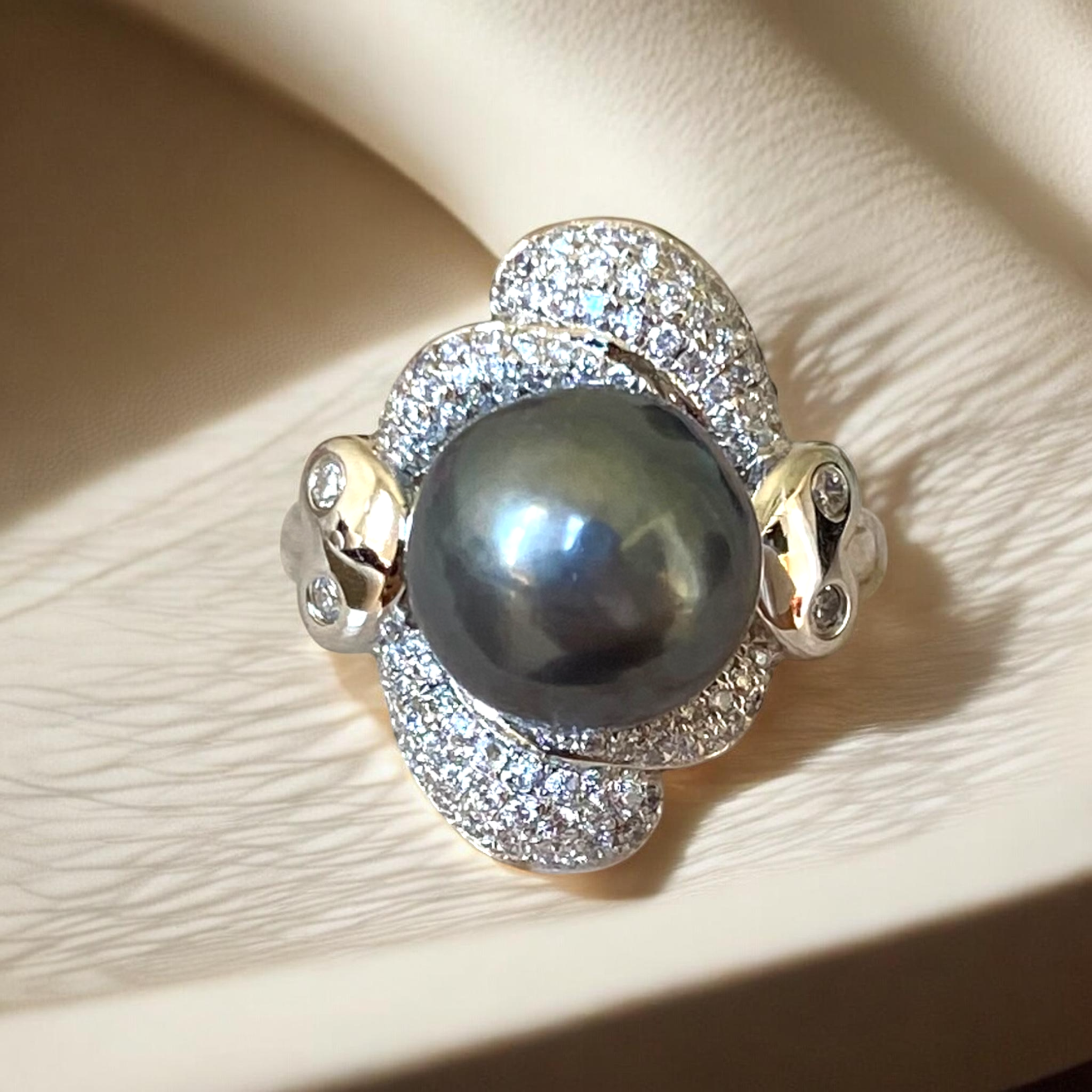 Tahitian, Dark Grey Pearl Ring in Rhinestone Scalloped-Halo Silver Setting, Size L ½