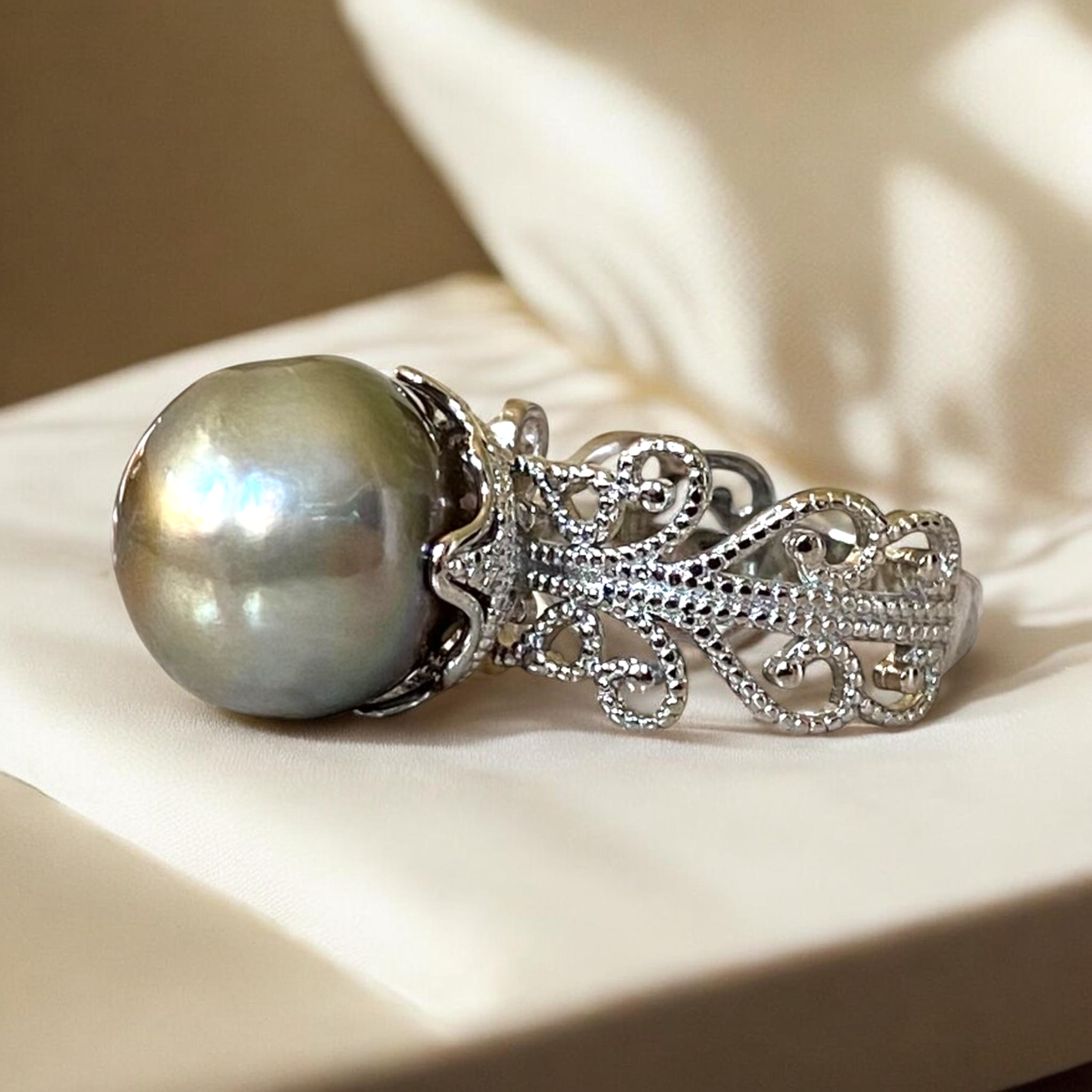 Extra Large, Tahitian, Peacock Pearl Ring in Silver Filigree Setting1.PNG