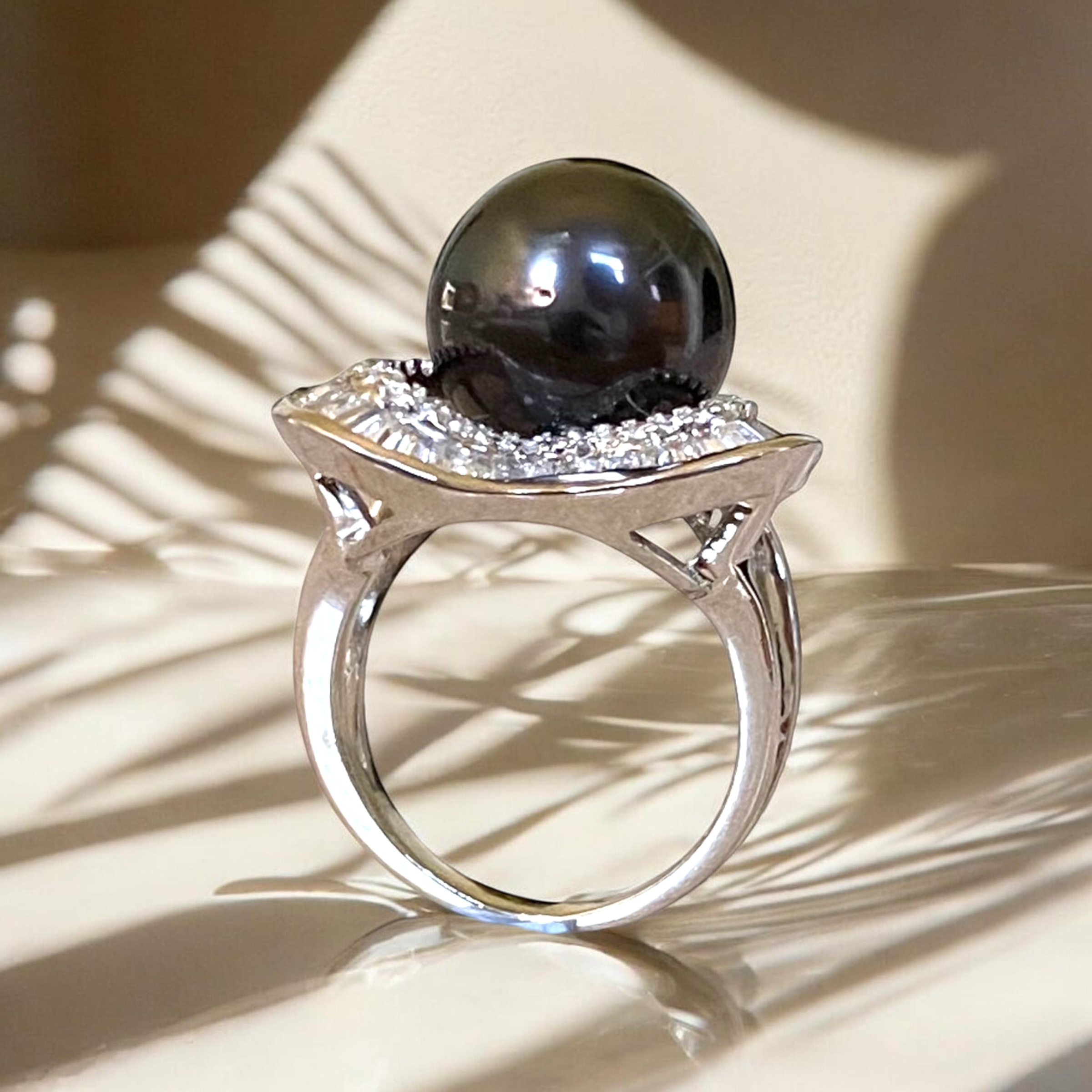 Extra Large, Tahitian, Black Pearl Ring in Silver3.PNG