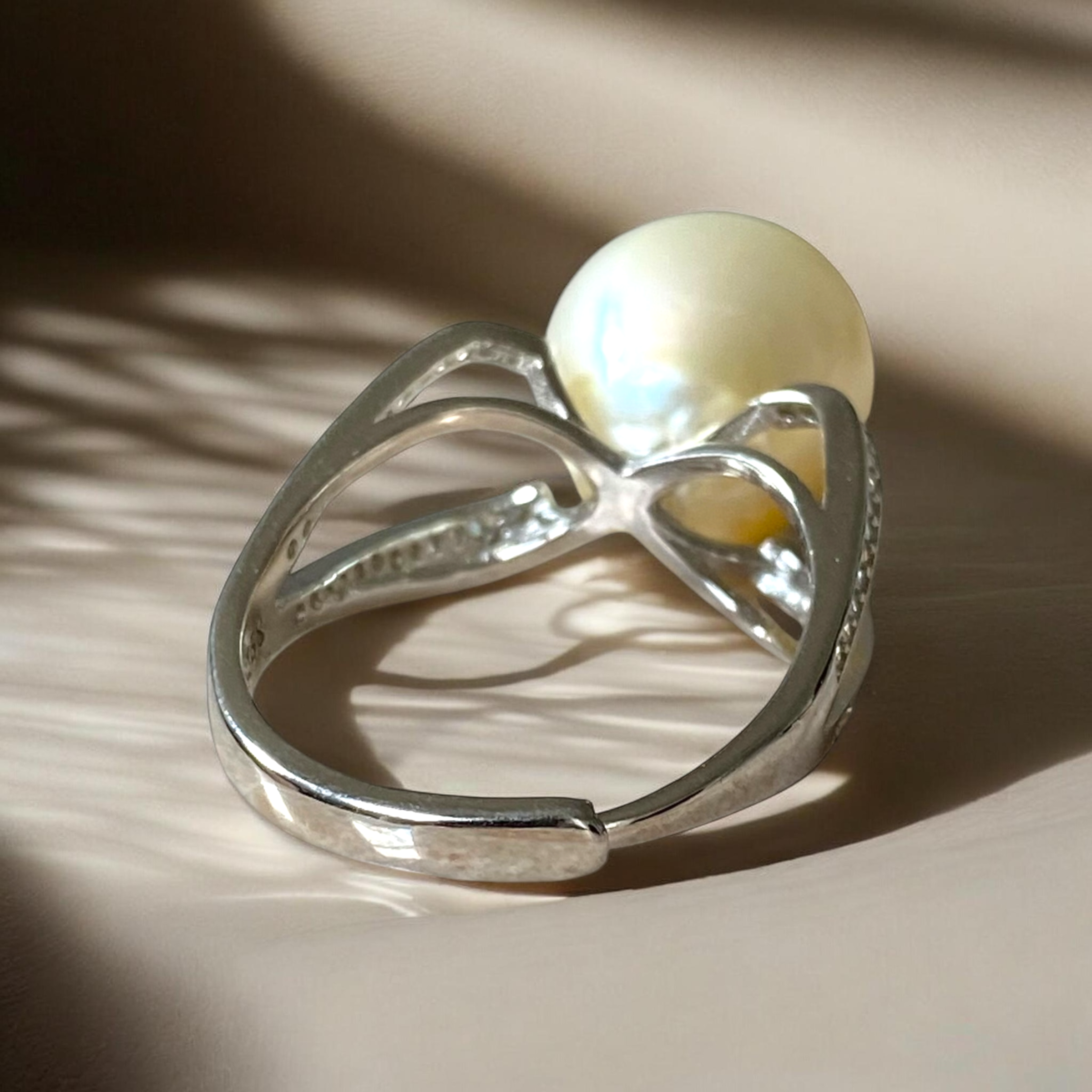 Extra Large, South Sea, White Pearl Ring in Split Shank Silver Setting5.PNG