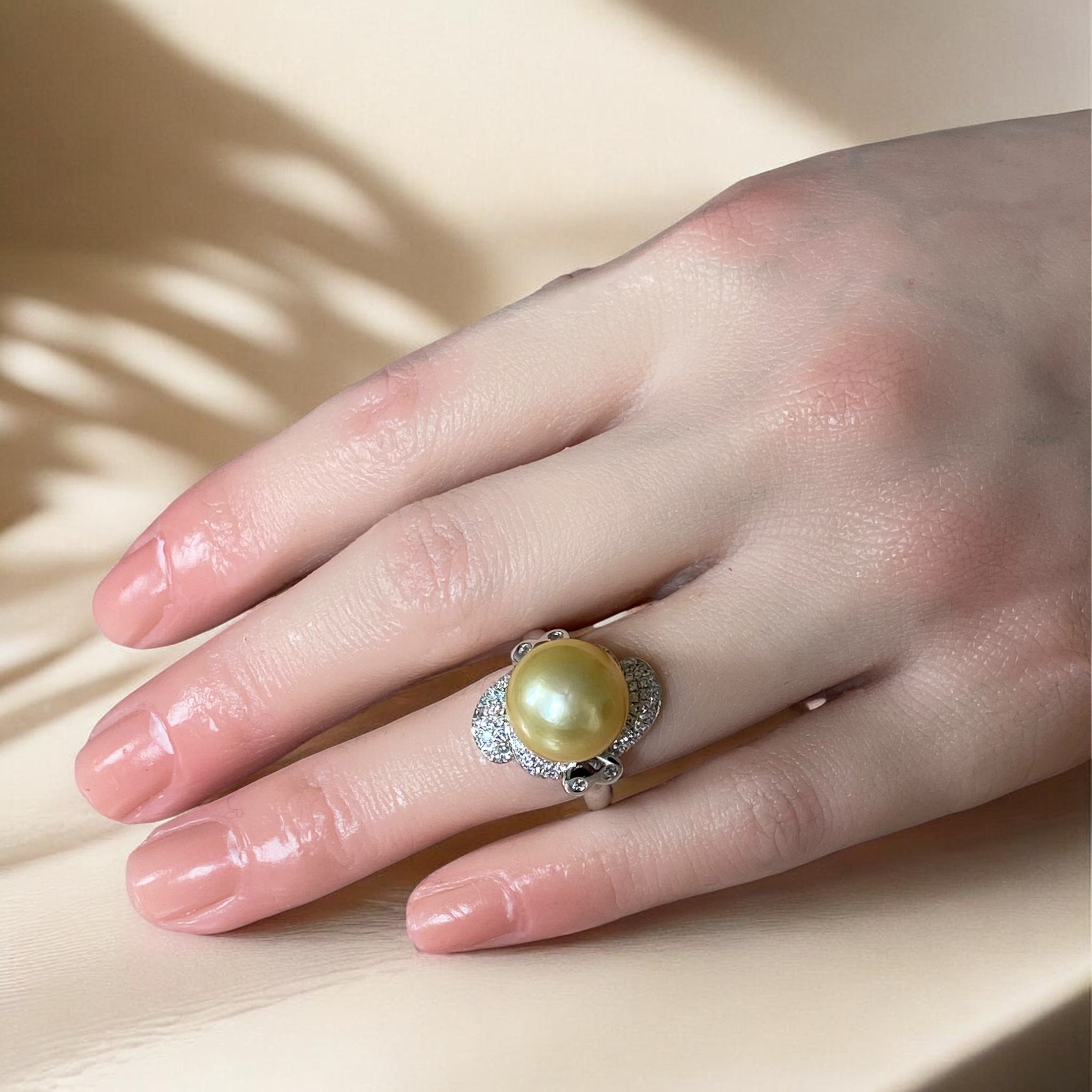 Extra Large, South Sea, Gold Pearl Ring in Scalloped Silver Setting9.PNG