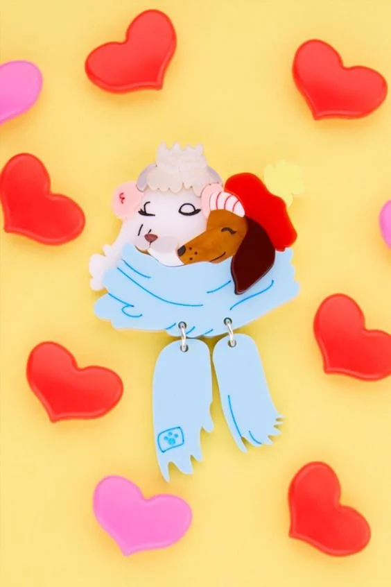 Danilova, La Vidriola, Gotta Keep Warm!, Acrylic Brooch3.jpg