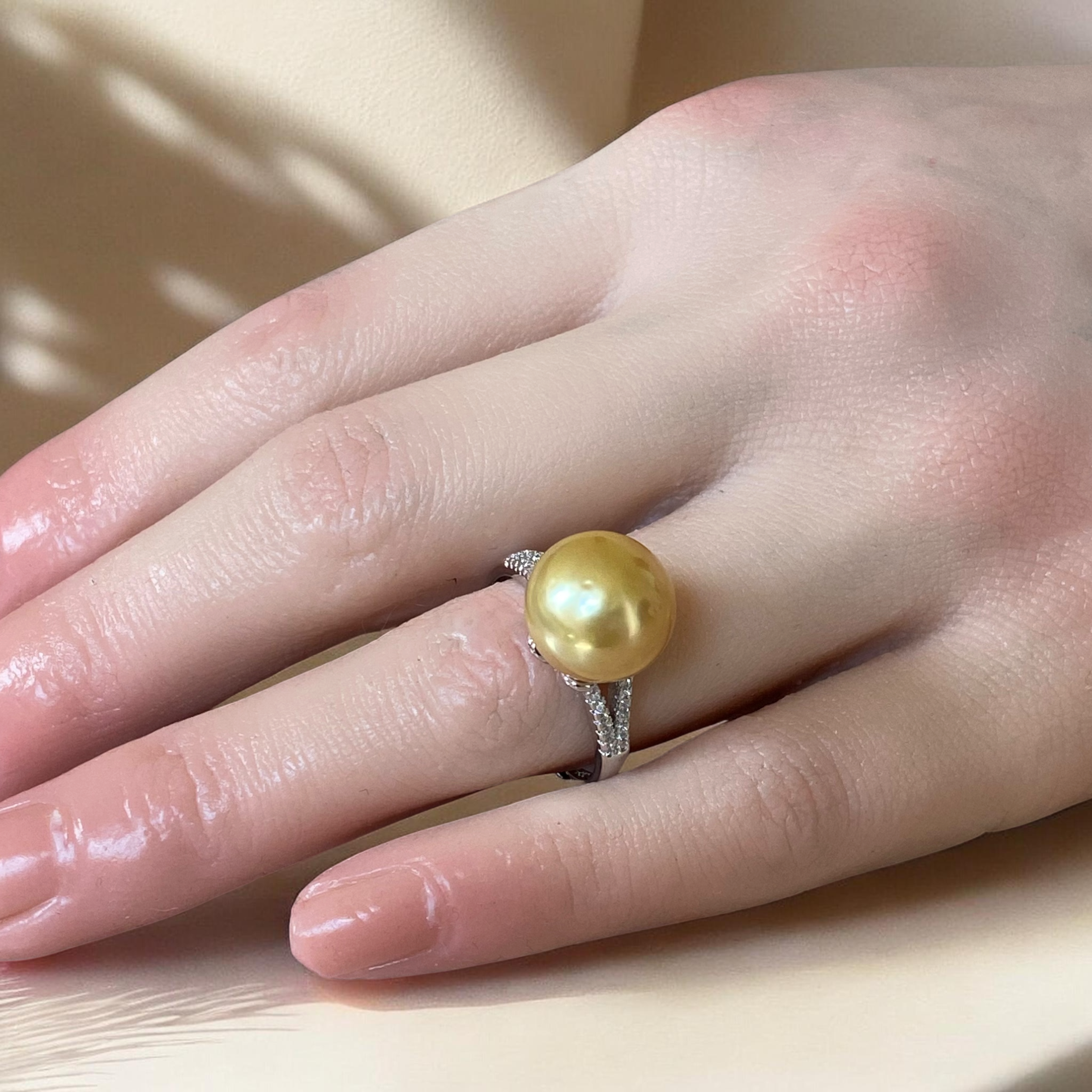 South Sea, Gold Pearl Ring in Split Shank Silver Setting6.PNG