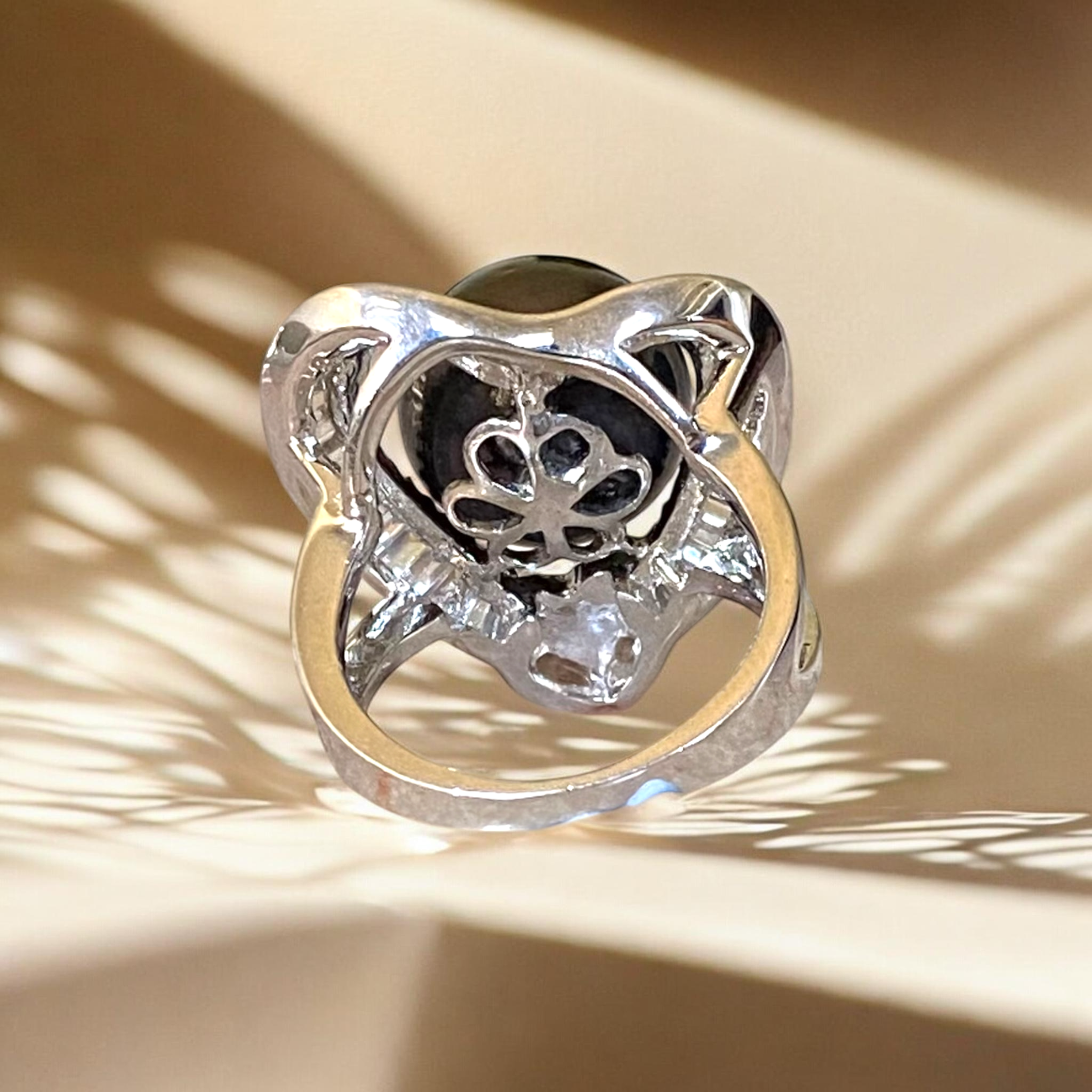 Extra Large, Tahitian, Black Pearl Ring in Silver2.PNG