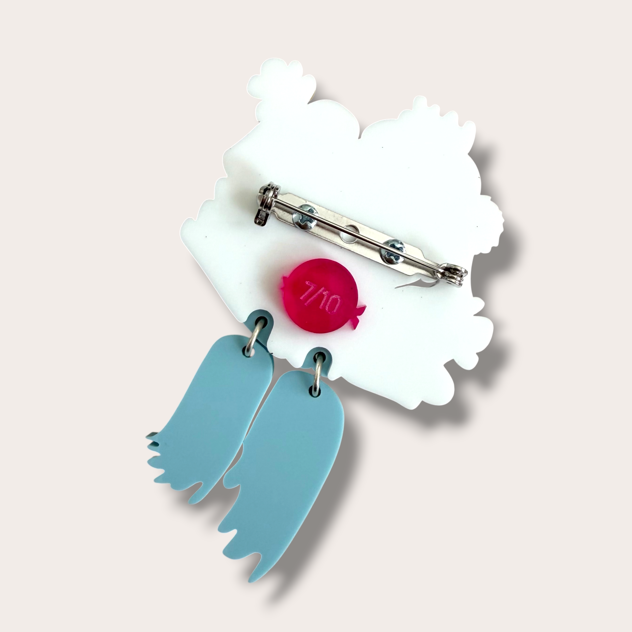 Danilova, La Vidriola, Gotta Keep Warm!, Acrylic Brooch2.PNG