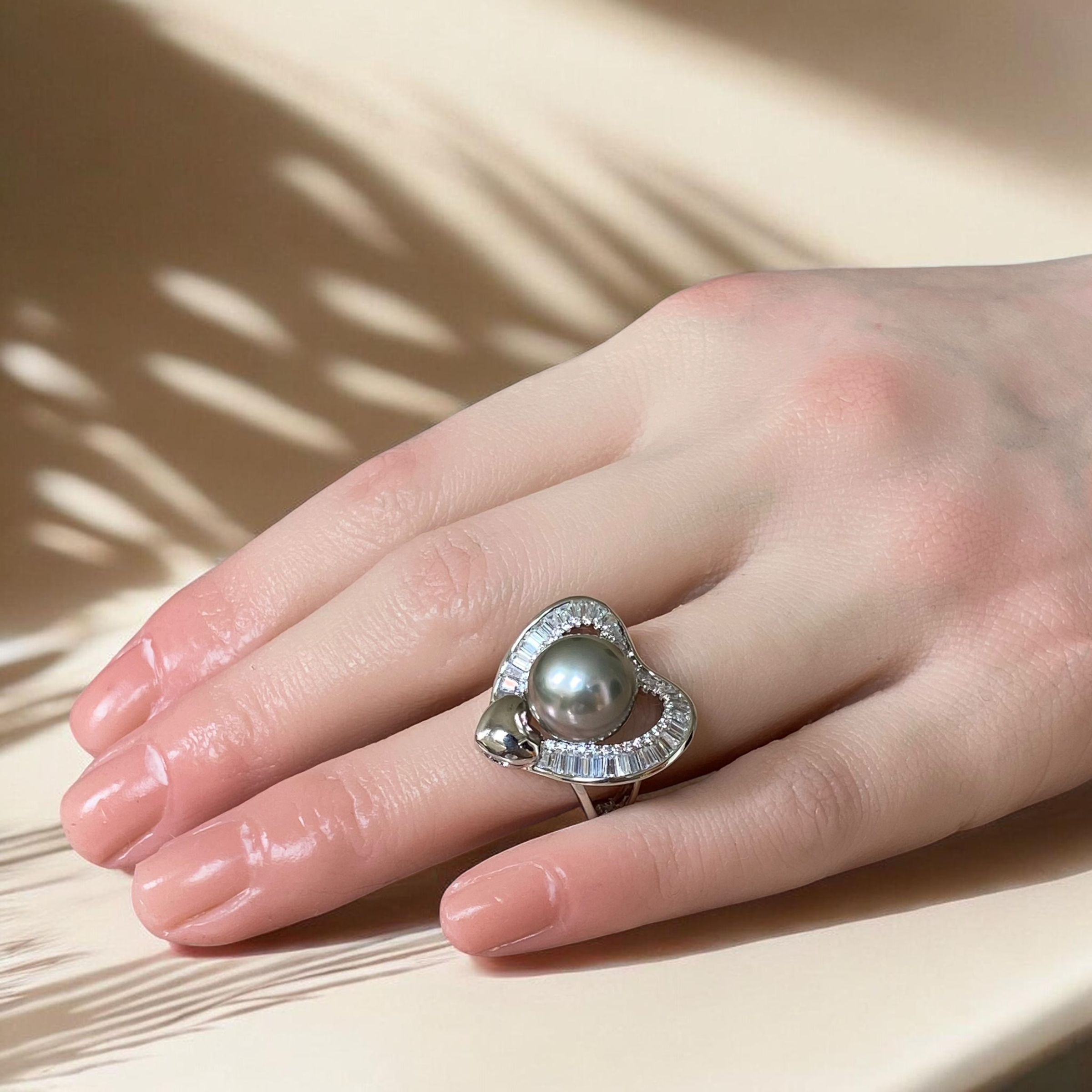 Tahitian, Grey Pearl Ring in Silver Heart Halo Setting7.PNG