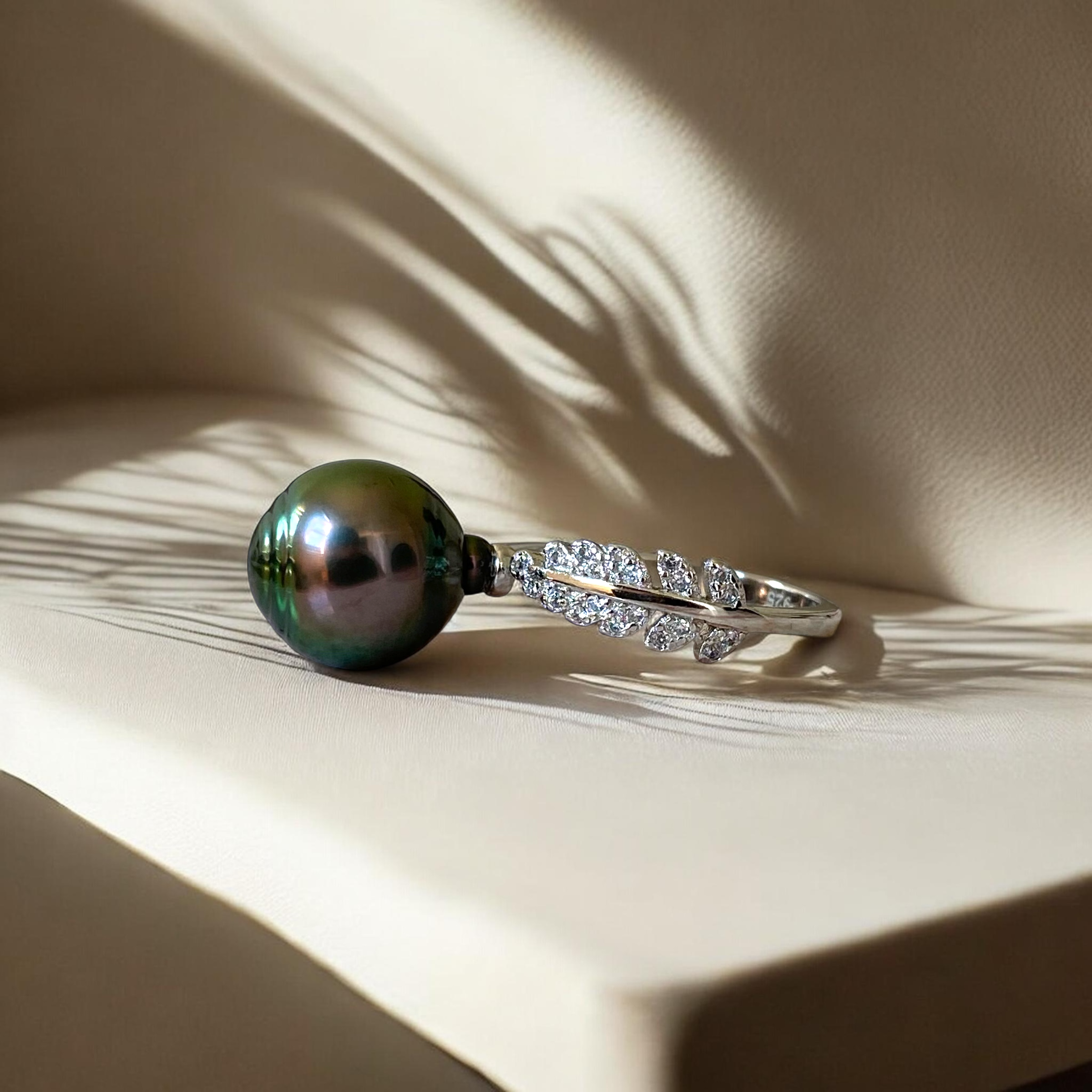 Tahitian, Peacock Pearl Ring in Ornamental Open Gap Silver Setting6.PNG