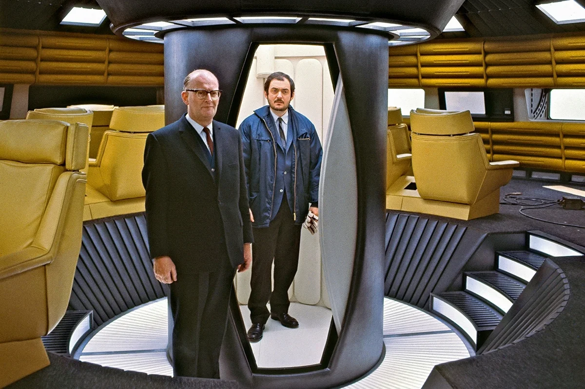 53bc184ca92859c669bf3645_2001-space-odyssey-exclusive-ss10.jpg