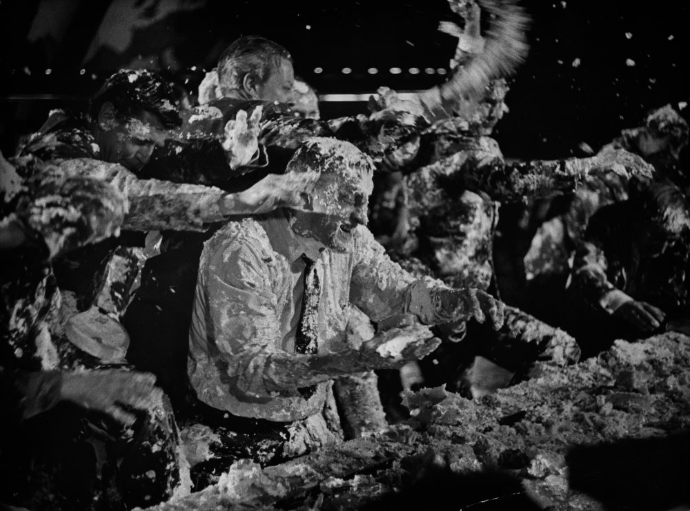 dr-strangelove-1963-024-custard-pie-fight-00n-6w7.jpg