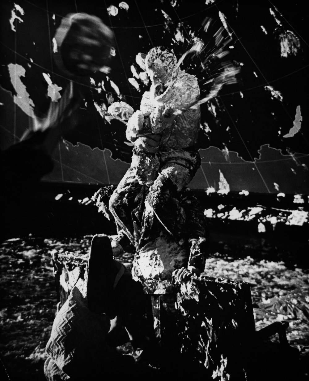 dr-strangelove-1963-023-custard-pie-fight-00n-6w8.jpg