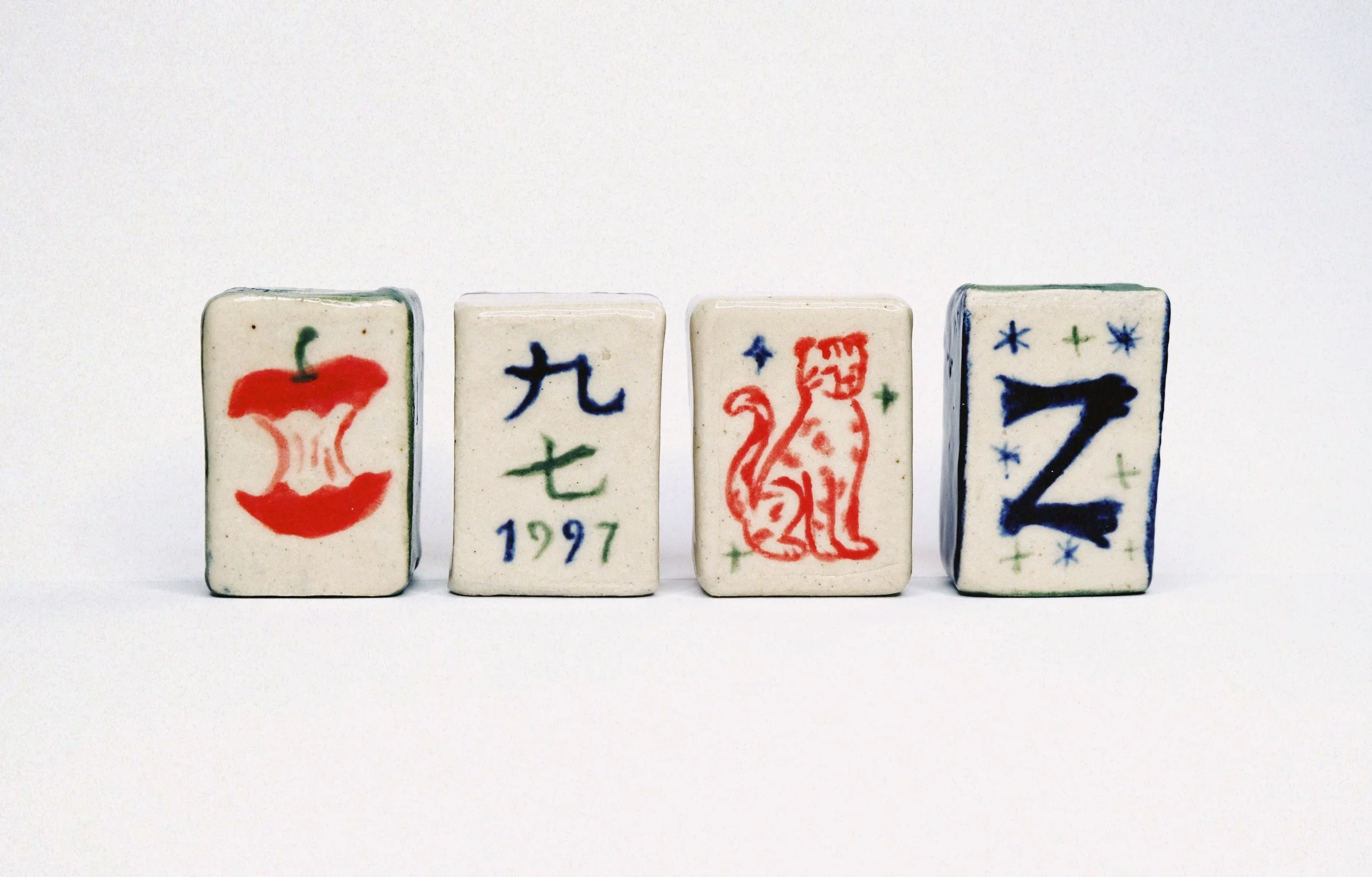 I only started playing mahjong with my sisters and friends a couple years ago, and it’s the best game to bond and spend fun time together! (Designed by Jasmine, 2026)