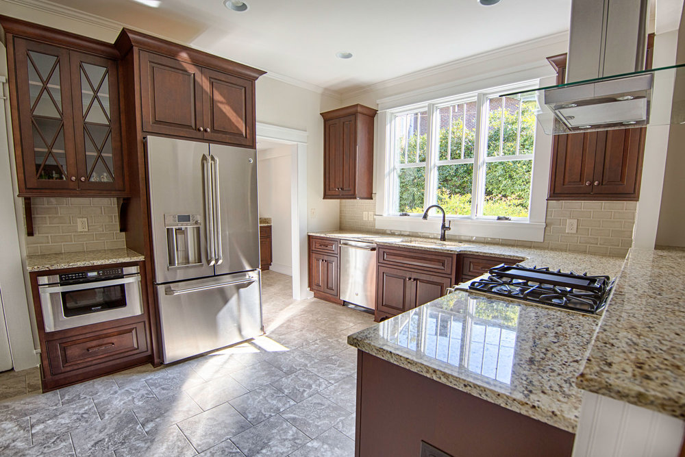 When Updating Old Kitchen Cabinets, Is It Better To Reface Or Replace Kitchen Cabinets