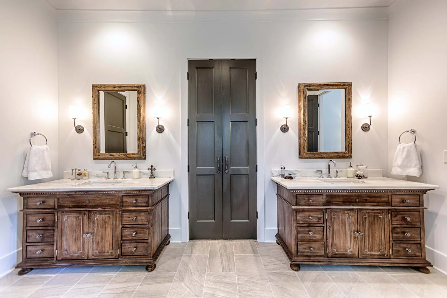 Get To Know The Materials Used For Bathroom Vanity Countertops