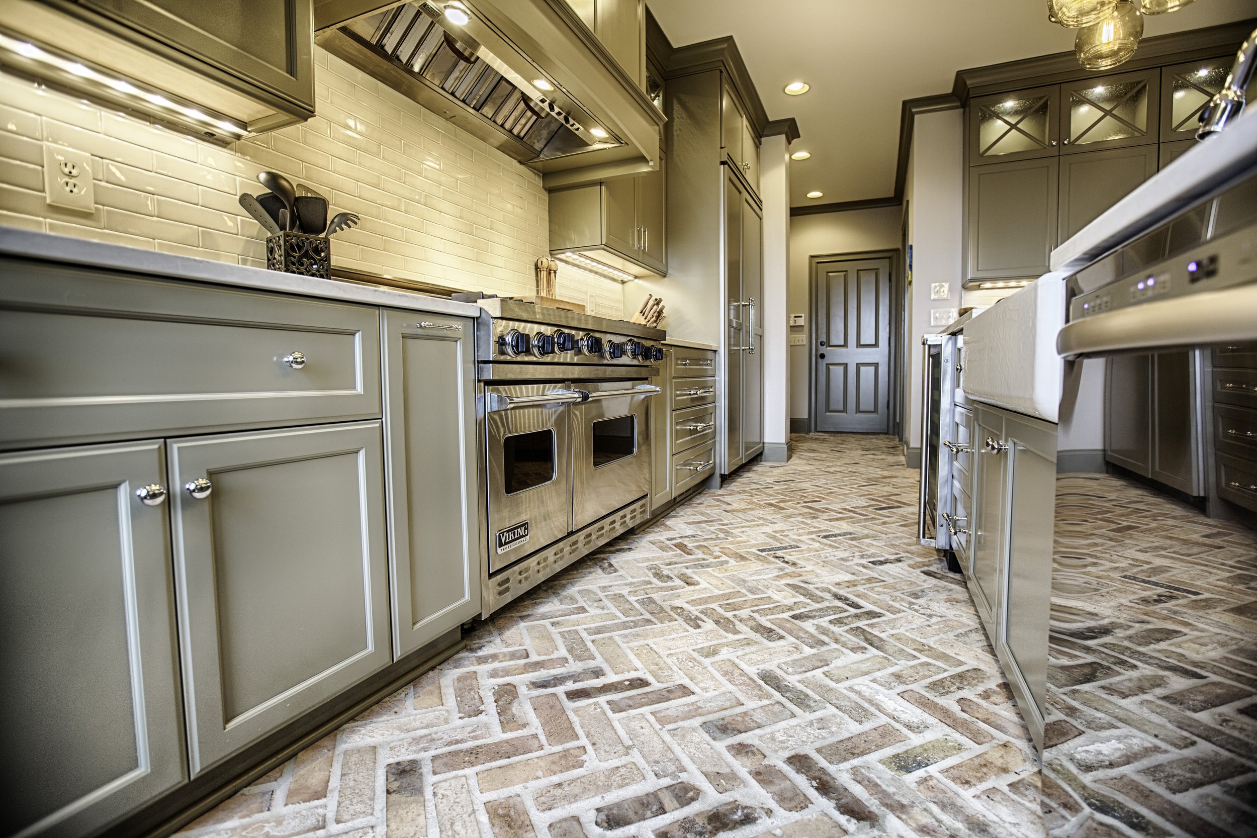 Kitchen Flooring_Pavers_Tuscaloosa, Alabama