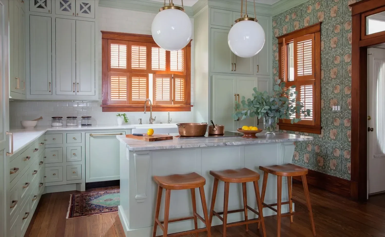 timeless-kitchen-remodel-custom-cabinetry-alabama.webp