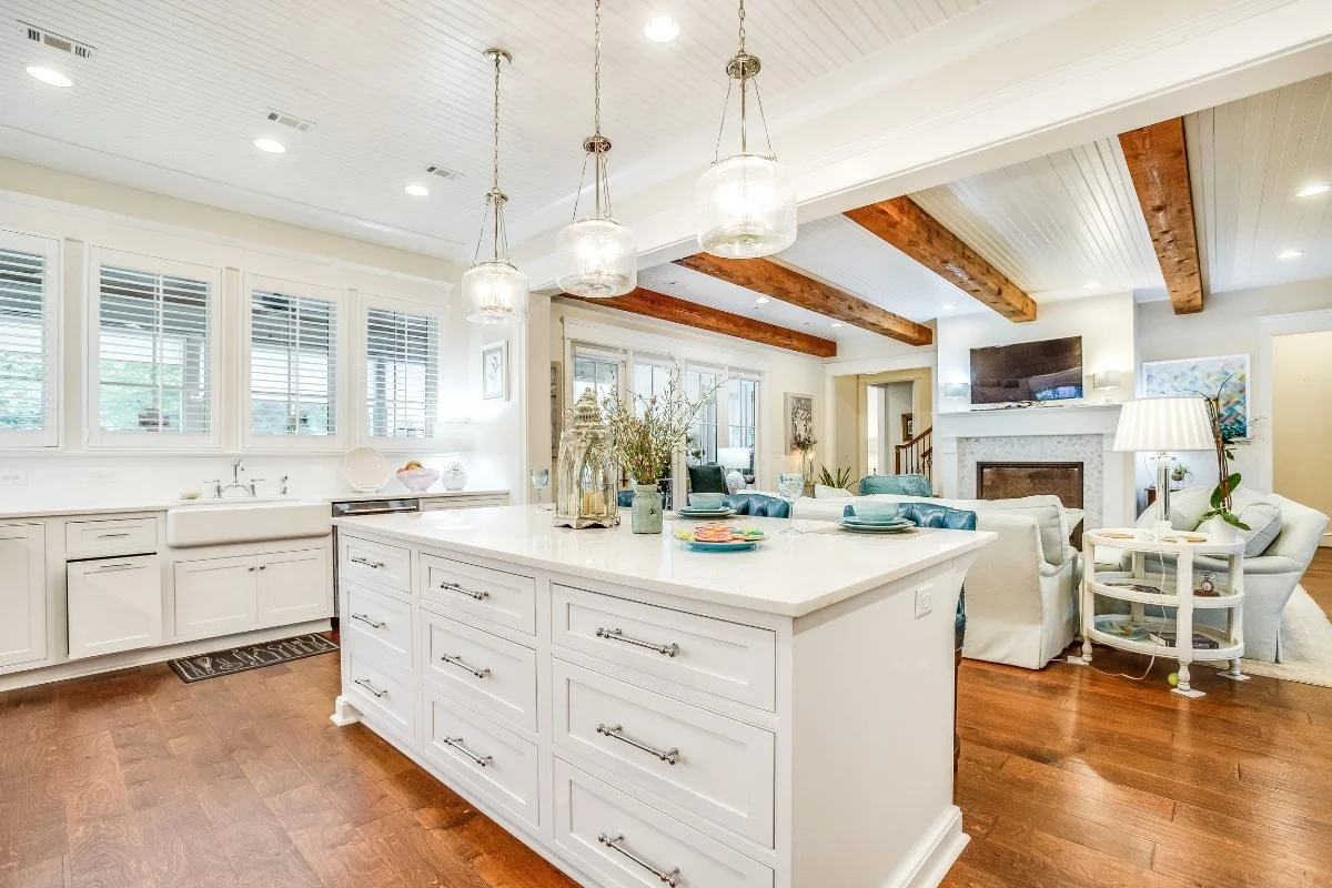 Should You Open Up Your Tuscaloosa Kitchen?