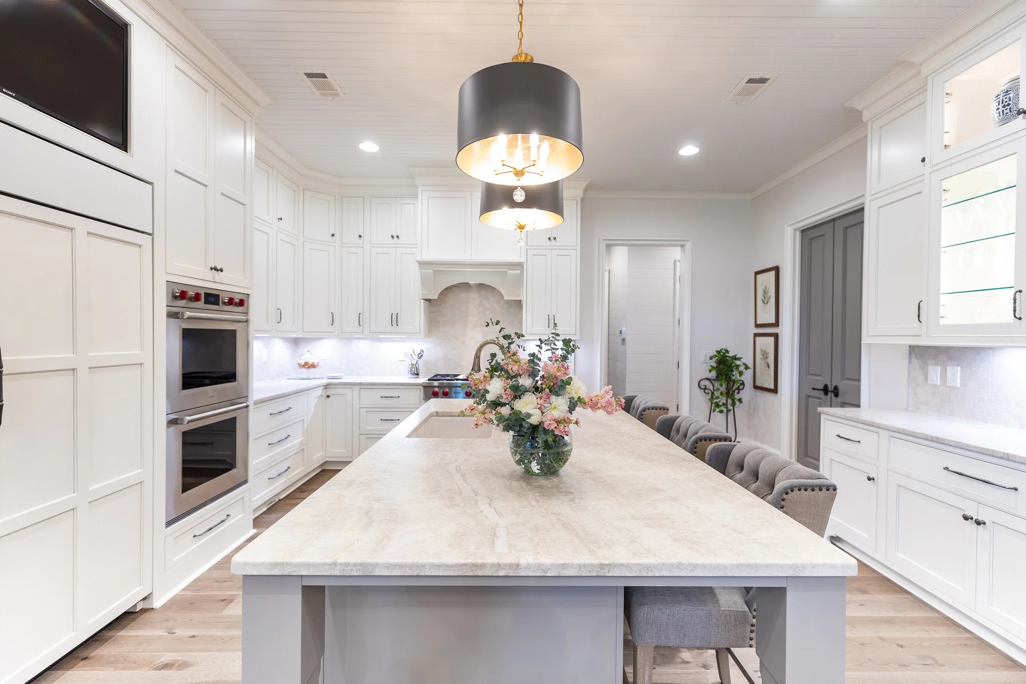 Choosing the Right Countertop Edge Profile for Your Kitchen