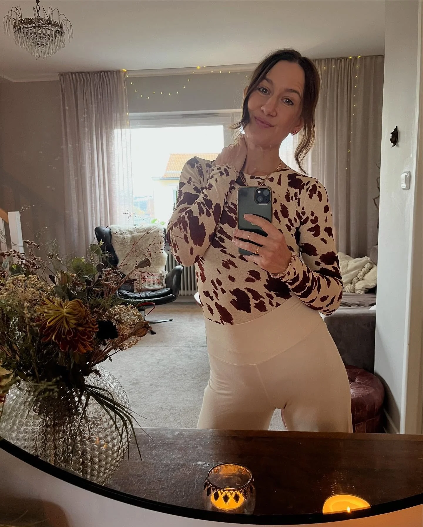 En mjuk p&aring;minnelse till dig som beh&ouml;ver h&ouml;ra detta just nu 🤍

Om du under stora delar av livet har levt i prestation, mycket i tankarna, och kanske k&auml;nt dig fr&aring;nkopplad kroppen &ndash; s&aring; &auml;r du inte ensam. 

Nu,