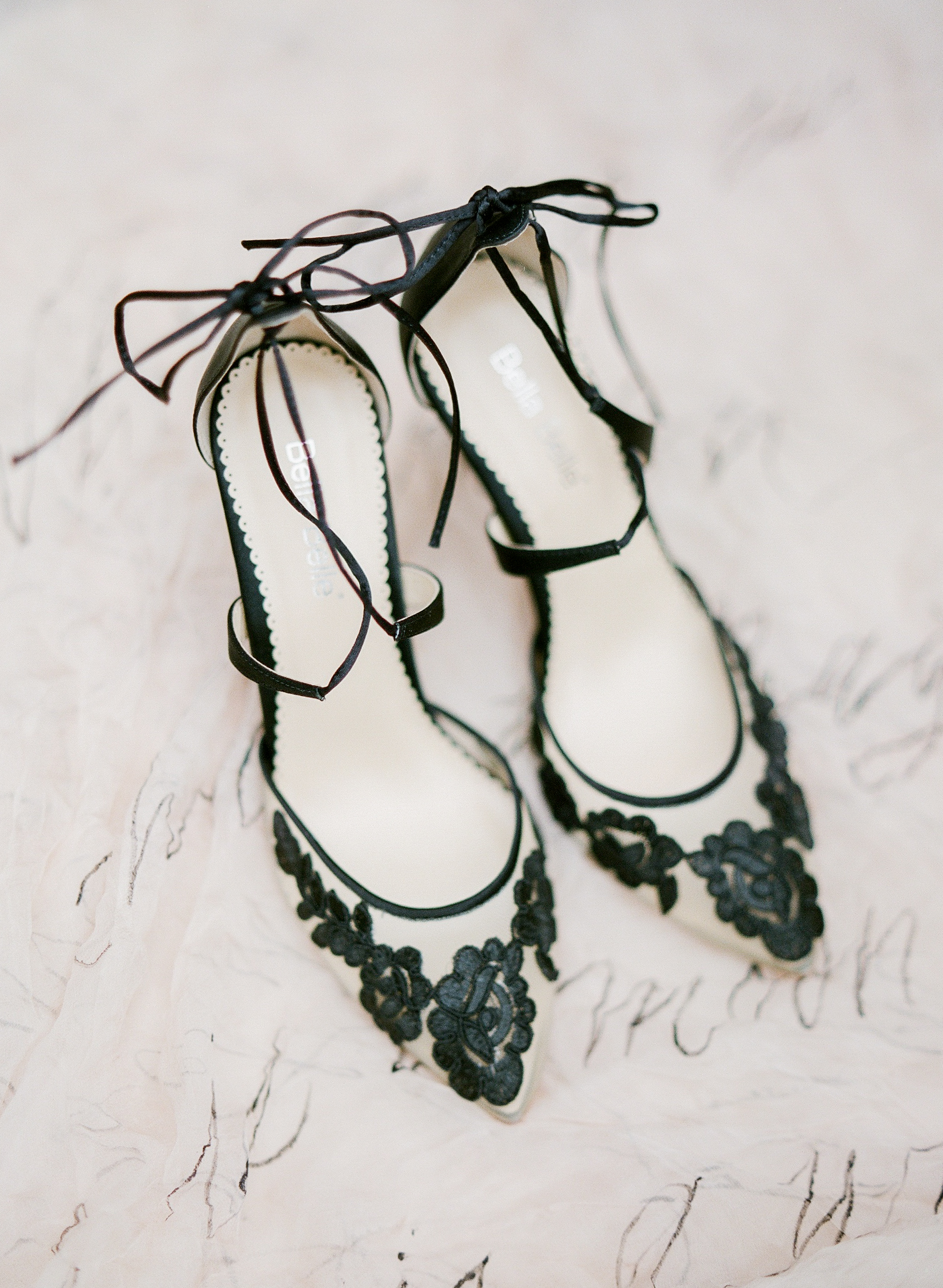 Janine_Licare_Photography_Boudoir to Bride-10.jpg