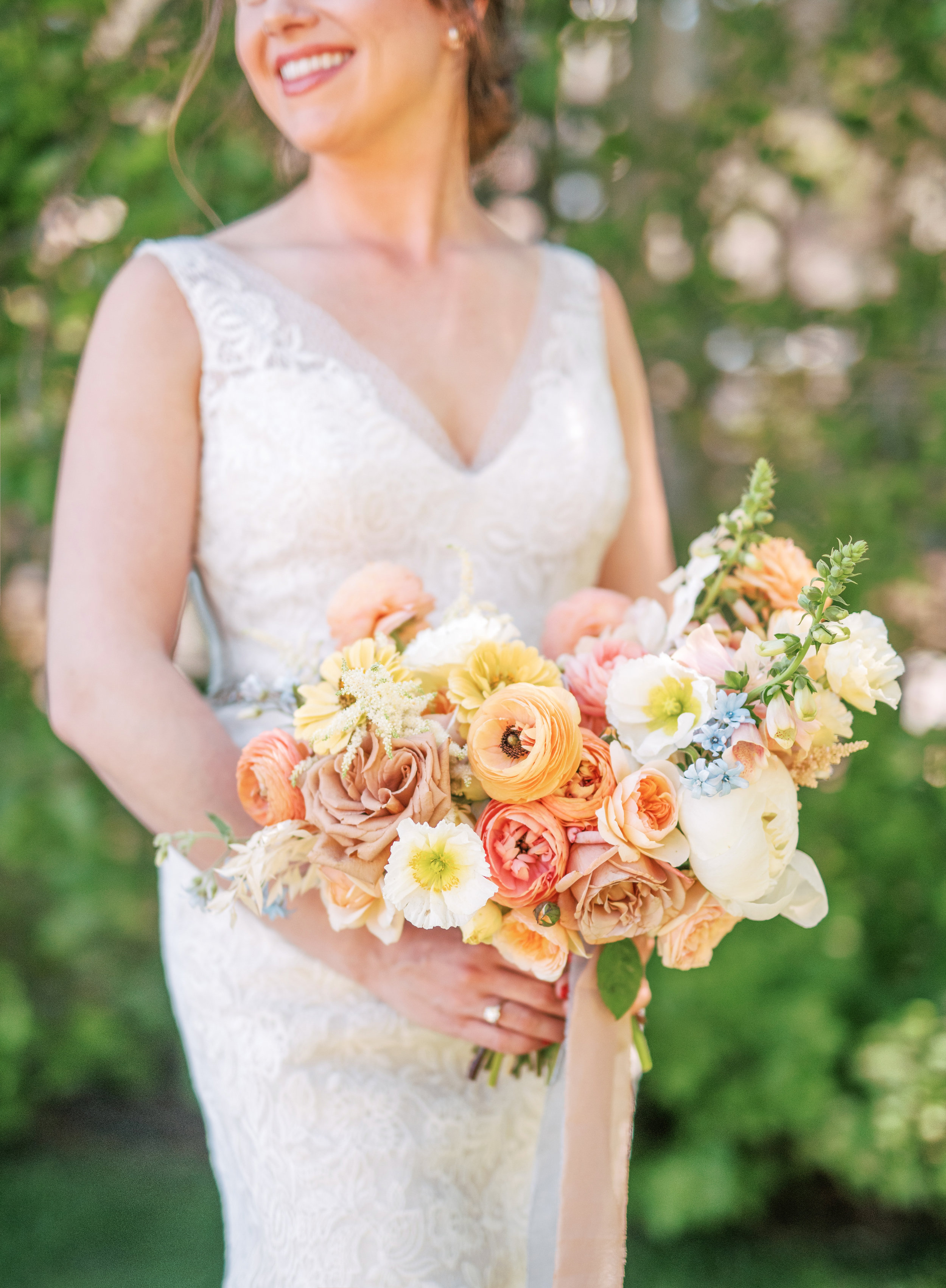 Clare &amp; Nick | Colorful Midsummer Wedding at West Shore Cafe, Lake Tahoe