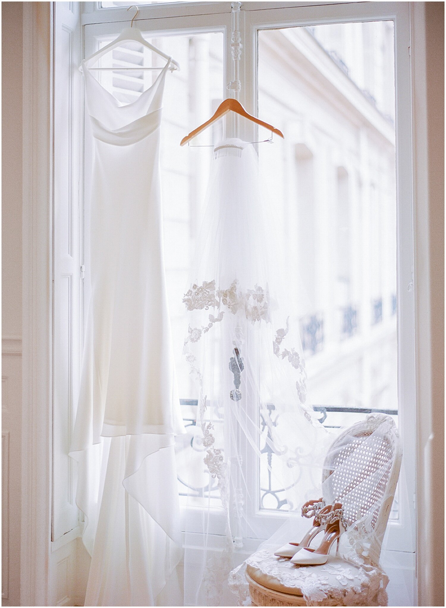 Janine_Licare_Photography_San_Francisco_Wedding_Photographer_Paris_Winter_France_Napa_Sonoma_0003.jpg