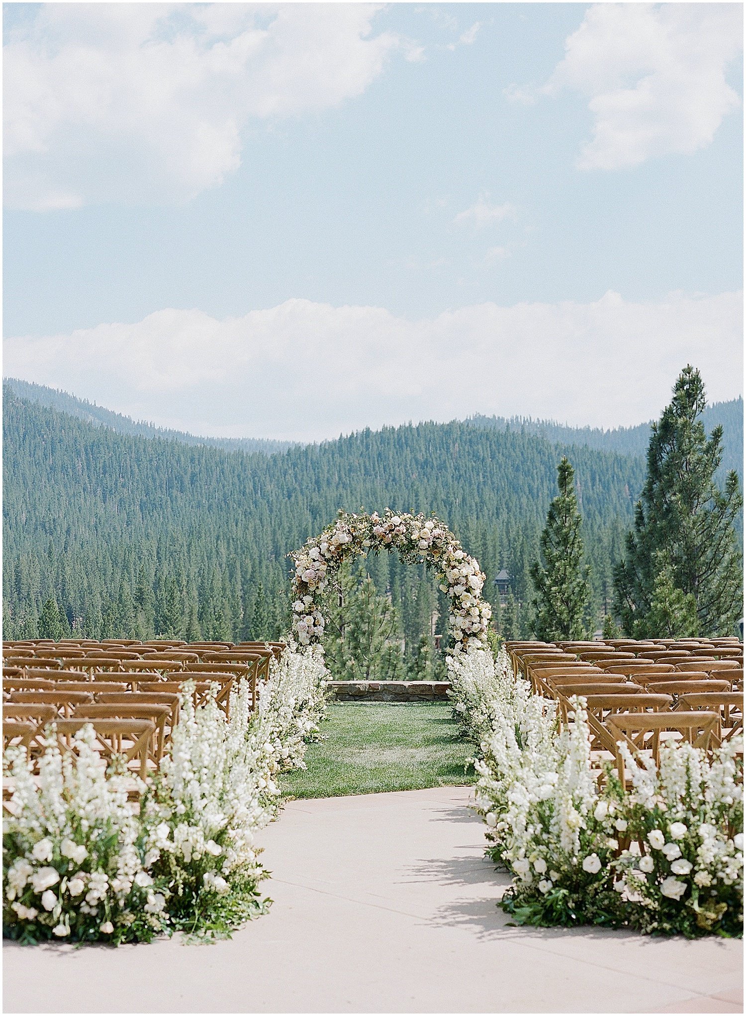 Janine_Licare_Photography_Martis_Camp_Lake_Tahoe_Wedding_San_Francisco_Photographer_0029.jpg