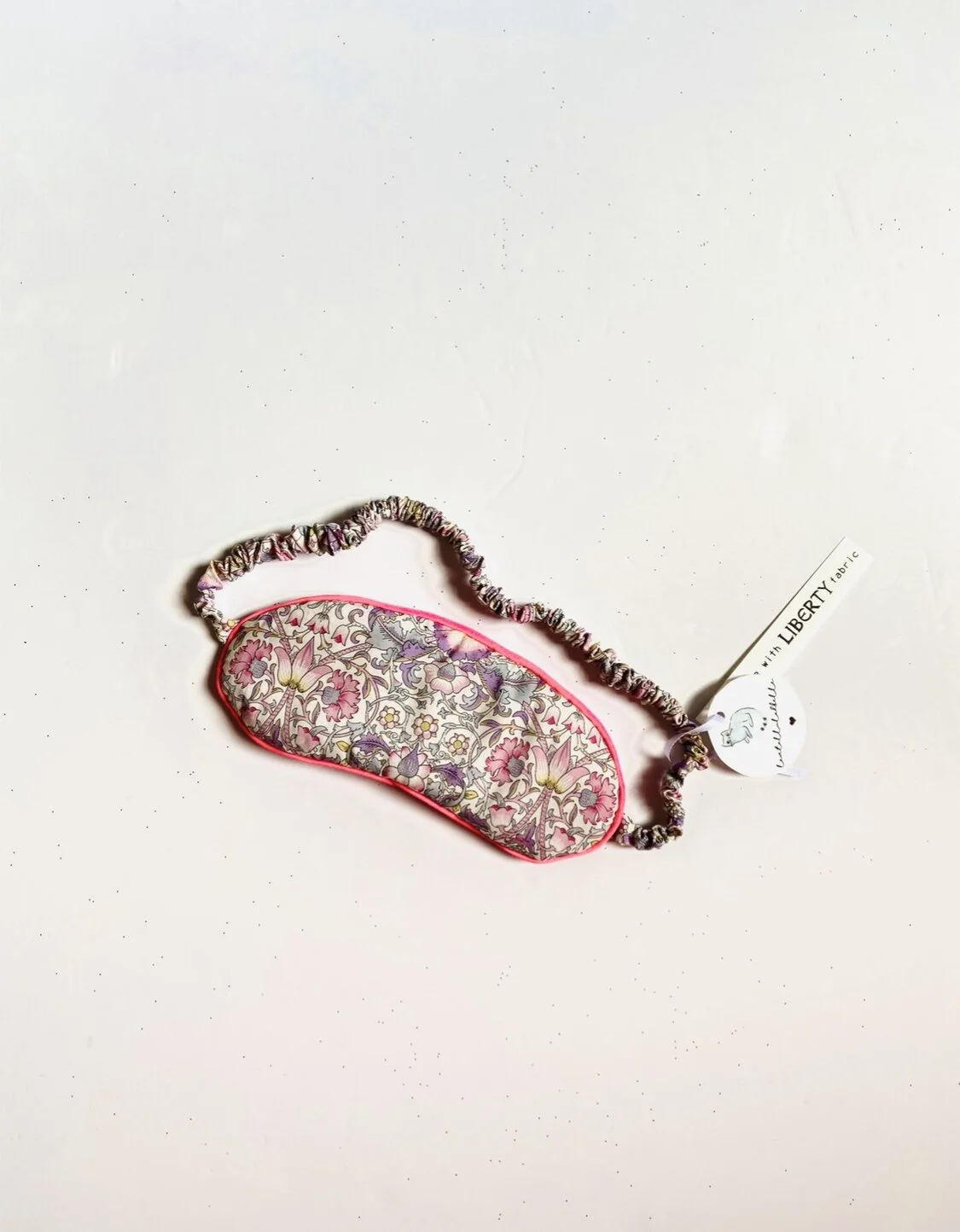 NEON PINK WM LIBERTY PRINT SLEEP MASK 