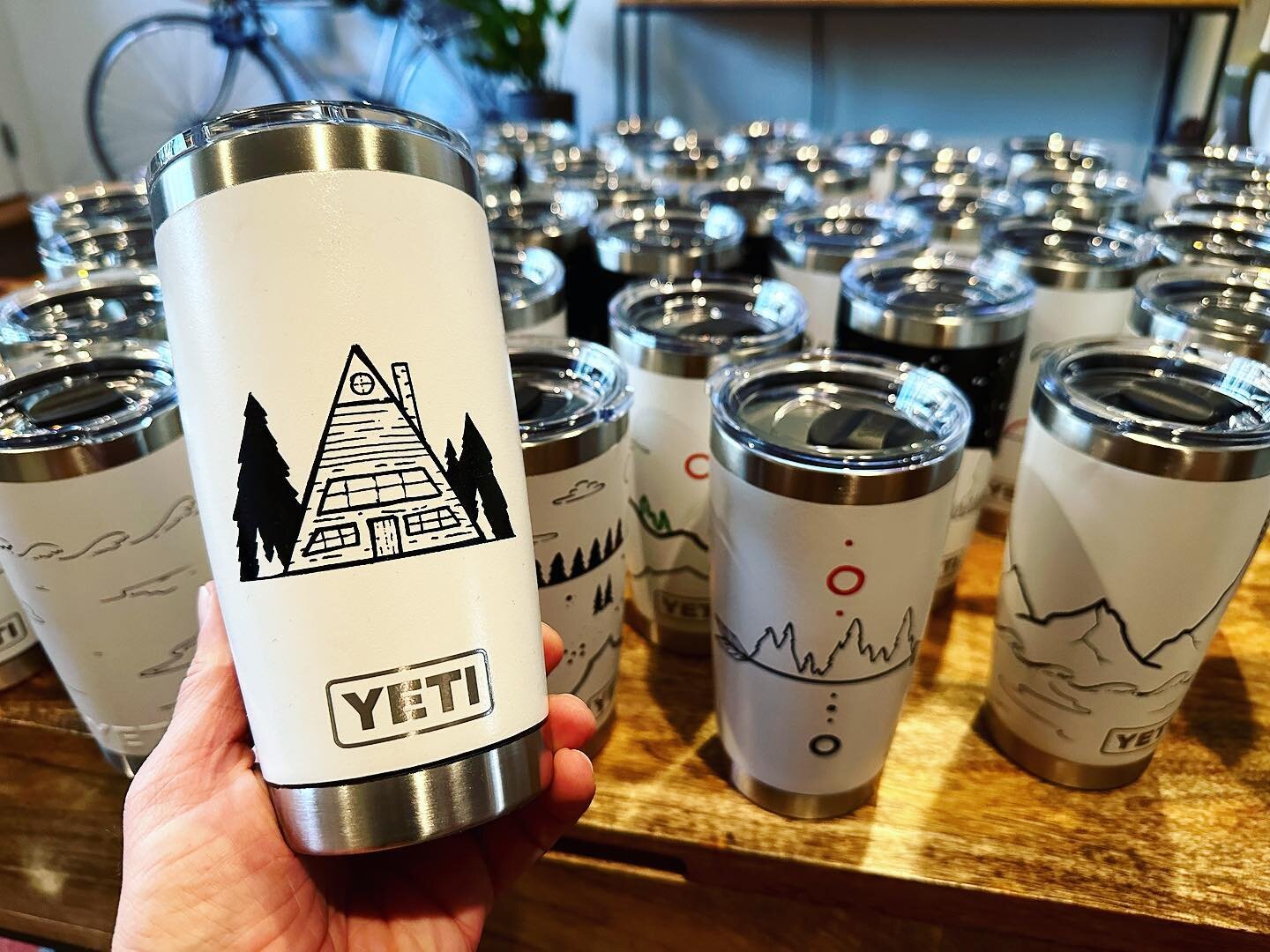 Here are a few of my fav cups @yeti asked me to hand paint. They&rsquo;re to be sold off to benefit @heroesandhorses so go check out the @yeti store in CHICAGO and snag a cup to help support a fantastic cause. There are 60 there and available today o