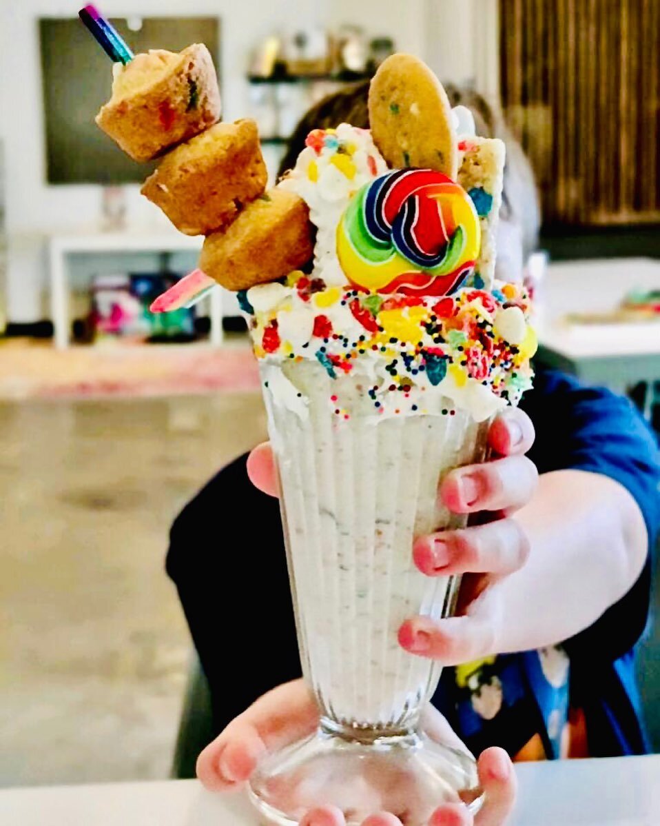 Milkshakes just got an upgrade. 
Secret menu item for Wednesday so you gotta ask for it.
Question is, what should we name it?
&mdash;
&mdash;
#milkshake #cakeshake #namethatshake #eatliveroc #explorerochester #thisisroc #cerealmilkshakes #roceats #ro