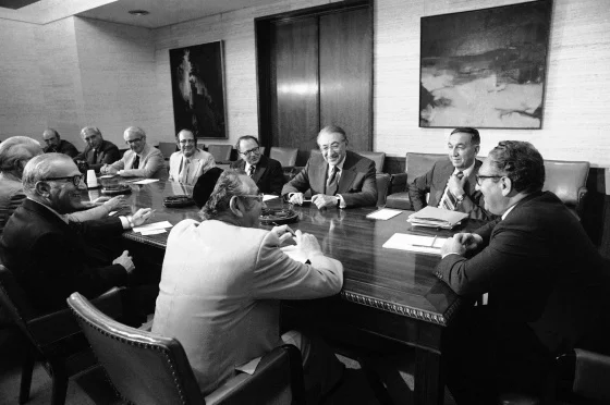 Max Fisher, center, and Henry Kissinger, right, meet with leaders of Jewish organizations prior to Kissinger’s 1975 Middle East trip. Henry Burroughs