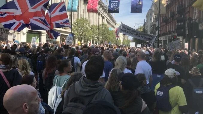 Anti-Lockdown Protesters Take To The Streets in London – Media Blackout