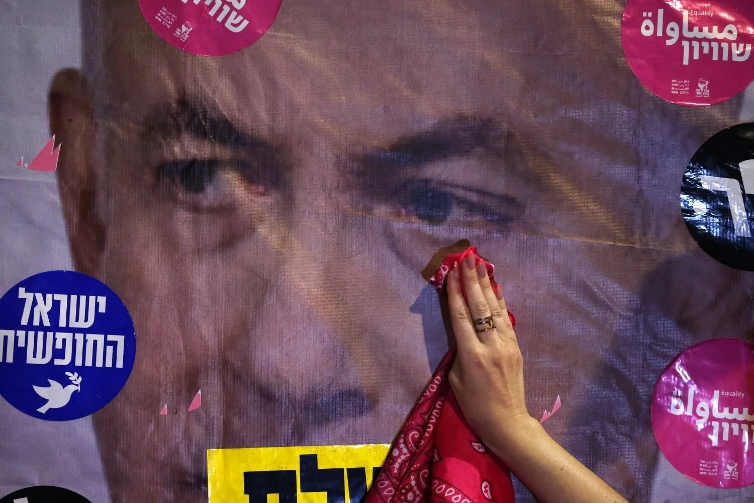Netanyahu Is Finally Ousted As Israel Prime Minister: Has A Tantrum