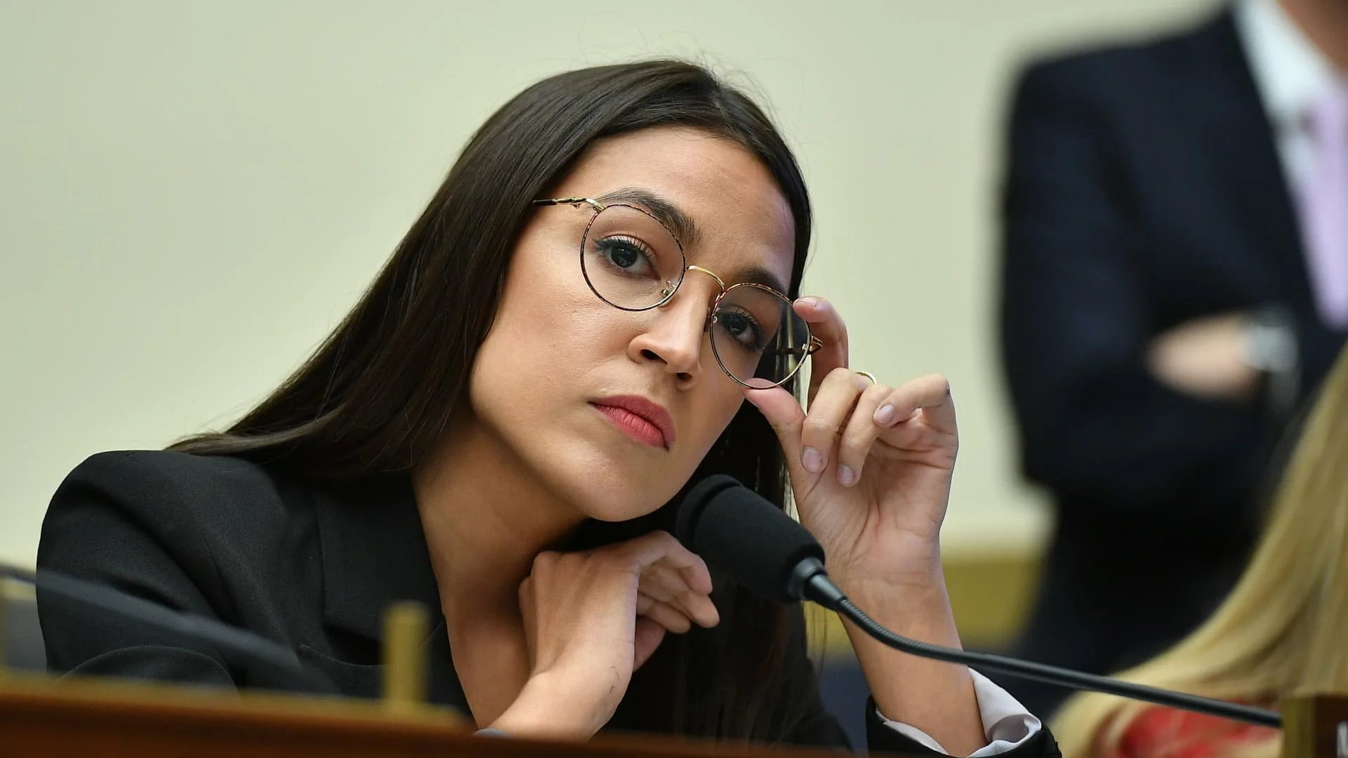AOC Is Called Out By Leftist Protesters For Her Hypocrisy And Support Of Ukraine War