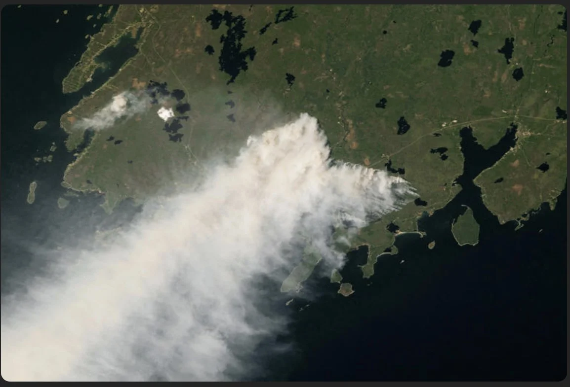 New York Blanketed In Smoke From Canadian Wildfires Which Appear to be Started At The Same Time