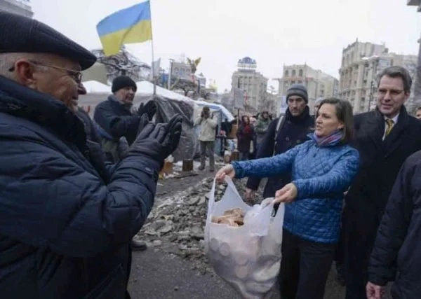 Neocons and Other Malignancies in the American Body Politic