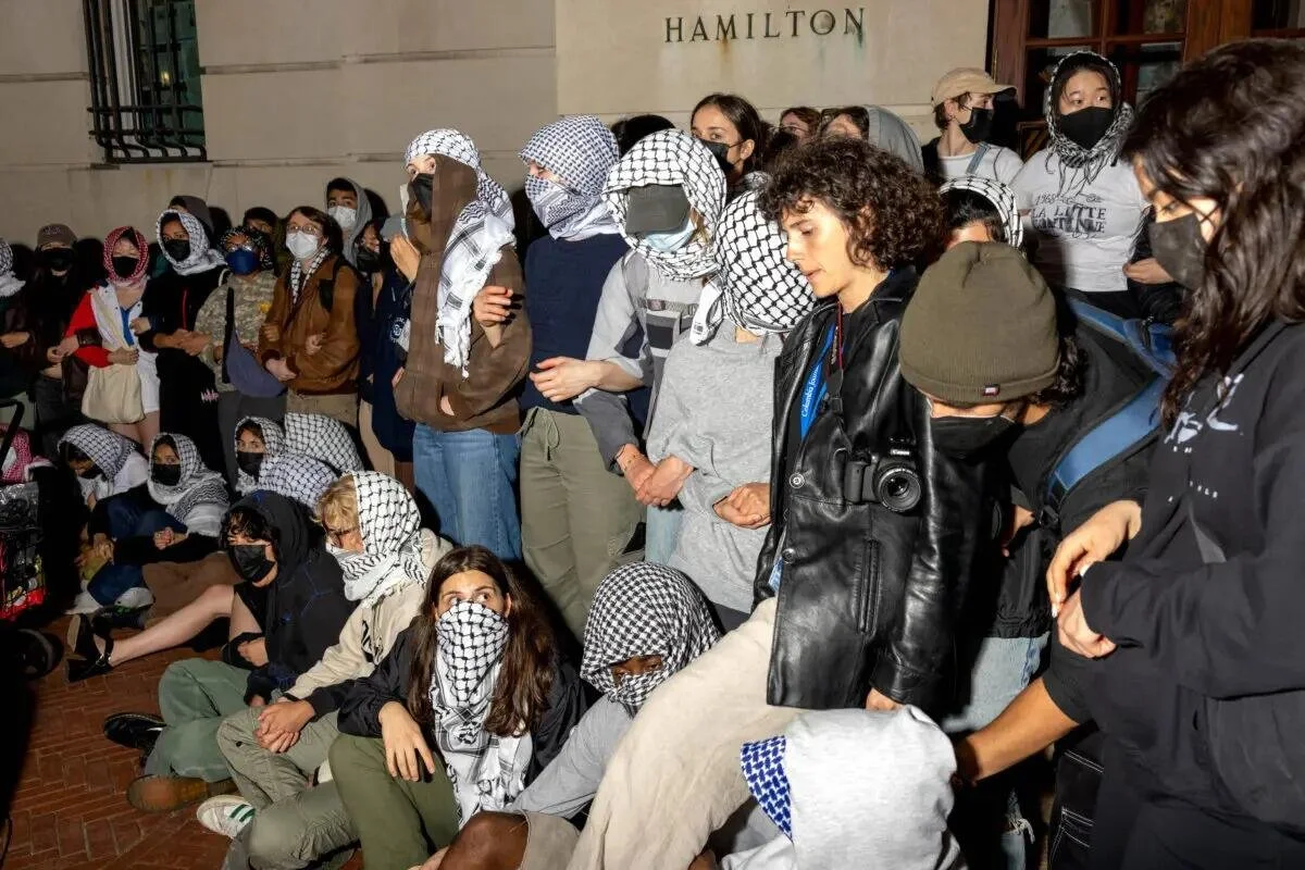 Columbia Student Protesters Occupy Building, Trapping Janitor Inside