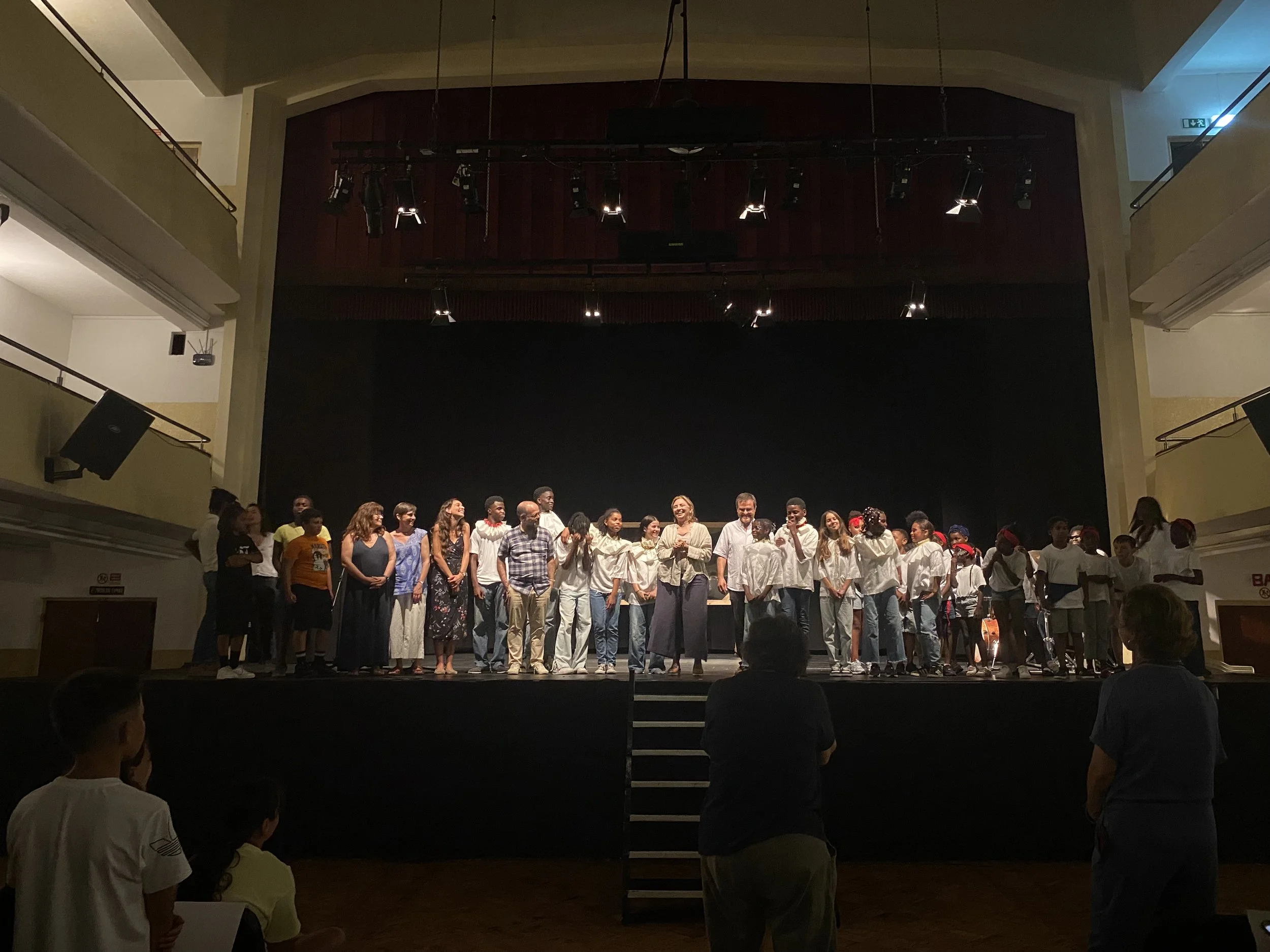 O Monte da Caparica põe o seu mundo em palco!