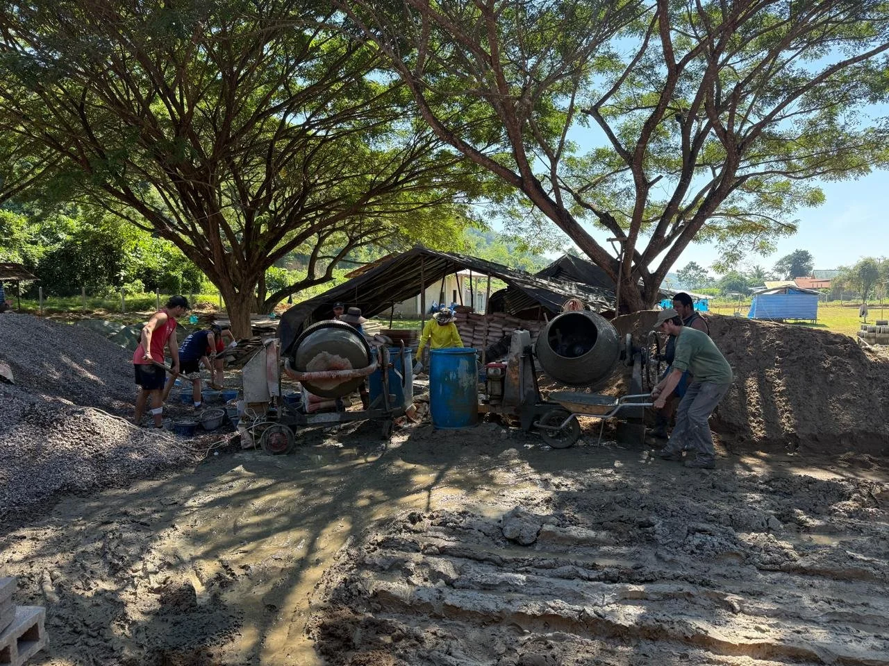 Cocrete mixing 1.jpeg