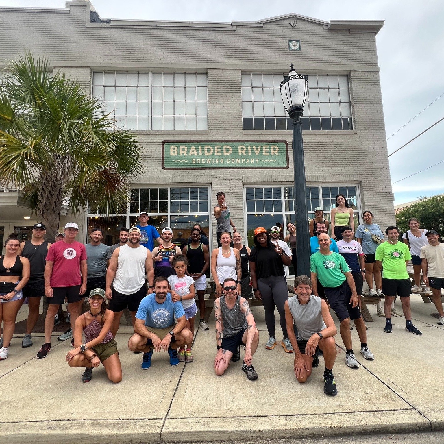 We have two special treats for our Thursday night Run Clubbers: empanadas and ice cream! 

Meet at the taproom at 6 p.m. for a casual, 1-mile or 5K trek through downtown, then enjoy some bevvies, plus gourmet, South American empanadas from @empanolam