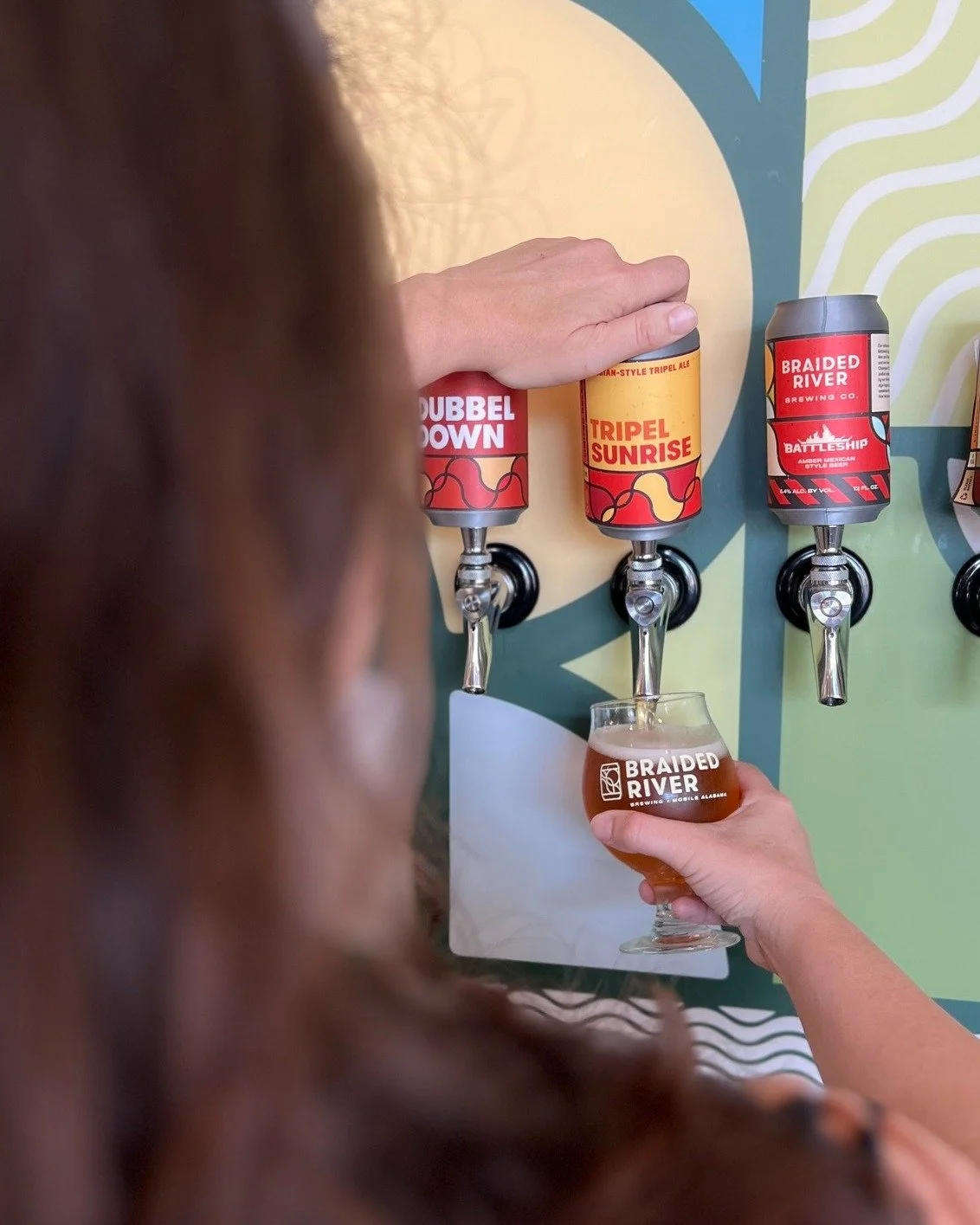 Jules is here pouring our new Belgian-style triple, Triple Sunrise! We used cranberries and tangerines to brighten up this holiday-friendly strong ale 🌅

And tonight, during @lodaartwalk, we're shutting down the street for a fundraiser to benefit @m