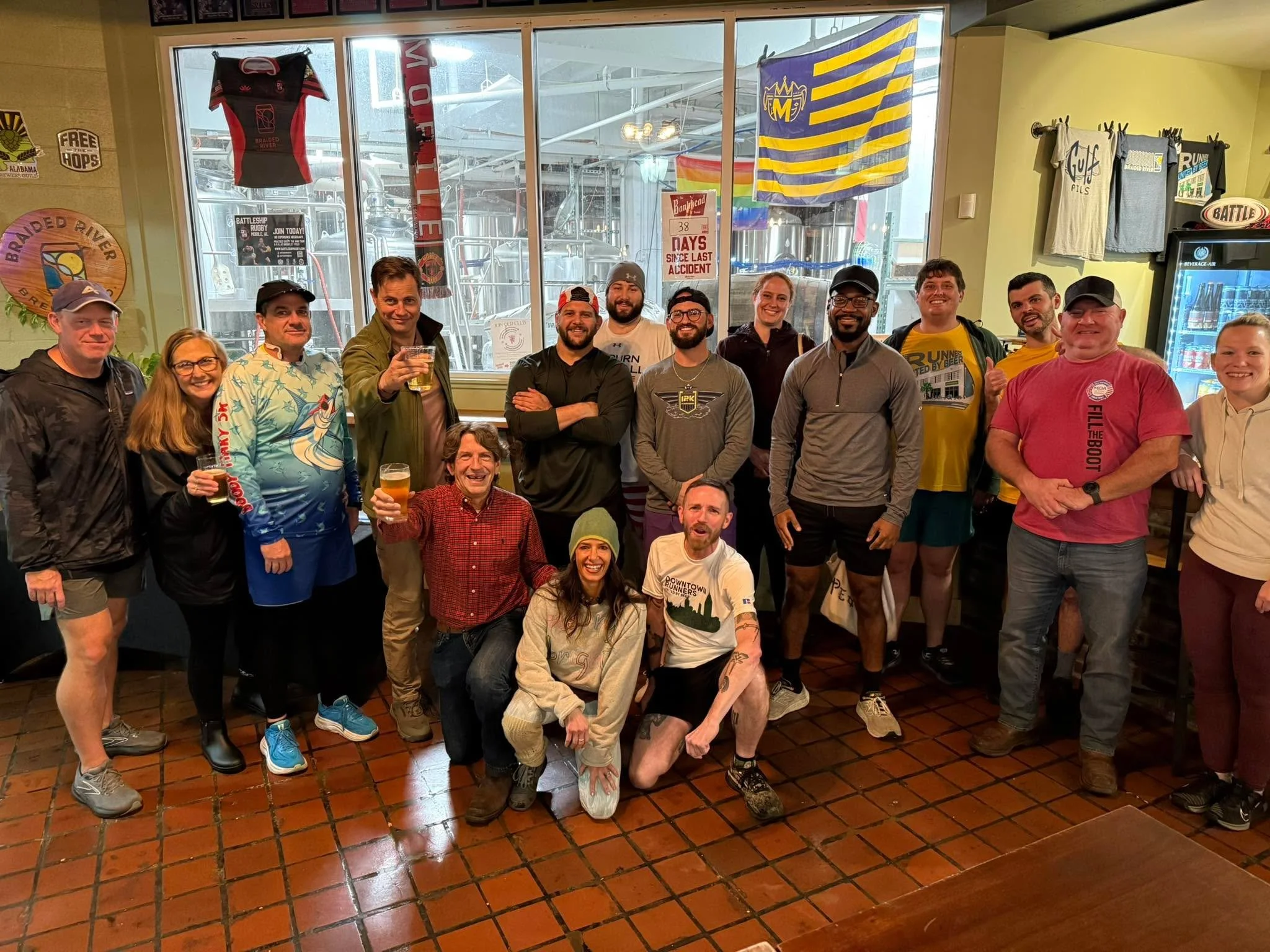 The weather outside is delightful!

Tonight is the perfect time to join our Thursday run club. We have 1-mile and 5K run/walk routes that start and end at the brewery, where you can grab a pint and an empanada once you cross the finish line. Start ti