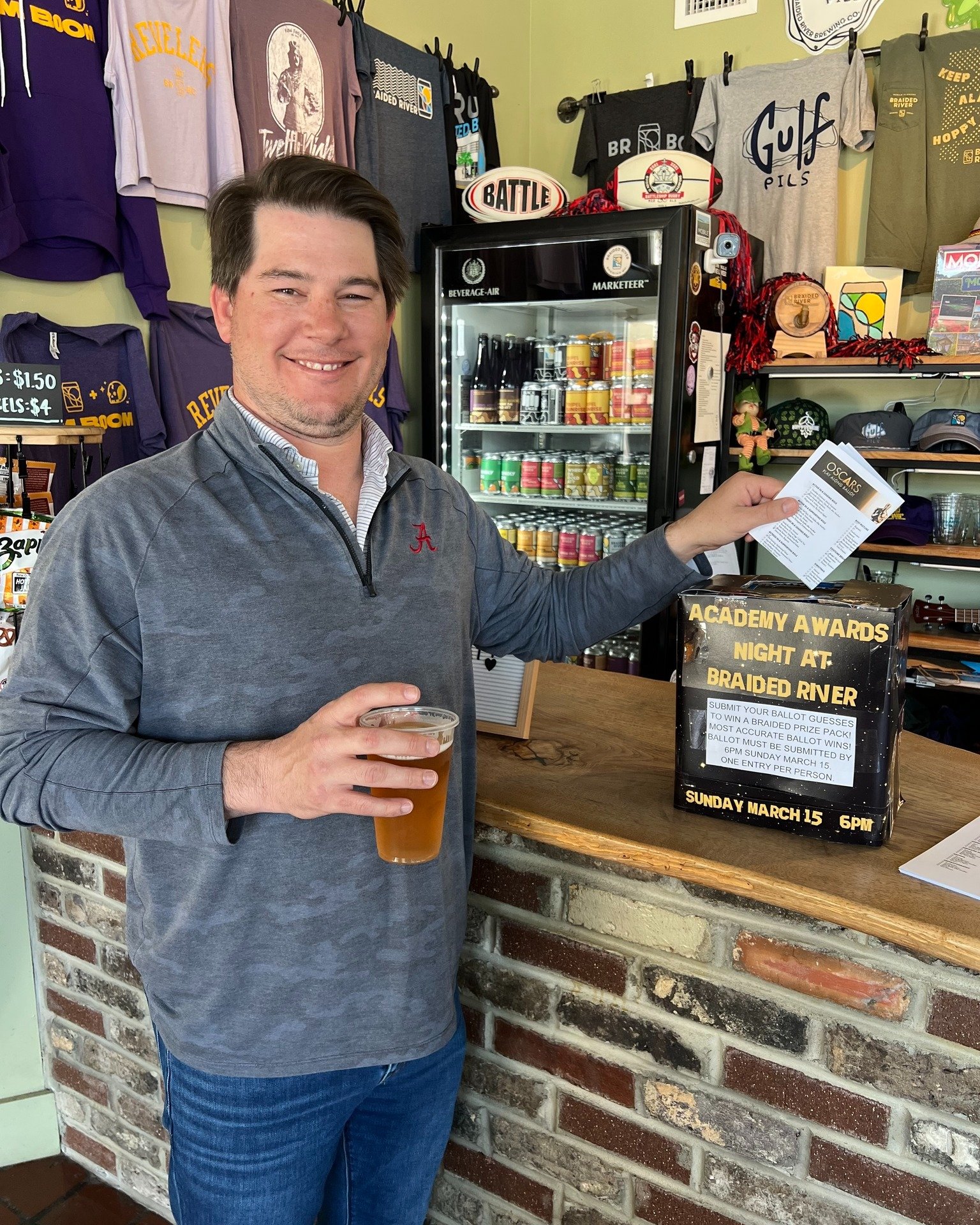 Get your ballots in!

On Sunday, March 15, we're throwing a huge bash for the 98th Academy Awards. We'll have the Oscars on, plus a special beer cocktail menu for the event and complimentary food from Chef Alex Tapia of @ashandoakpizza!

Fill out you